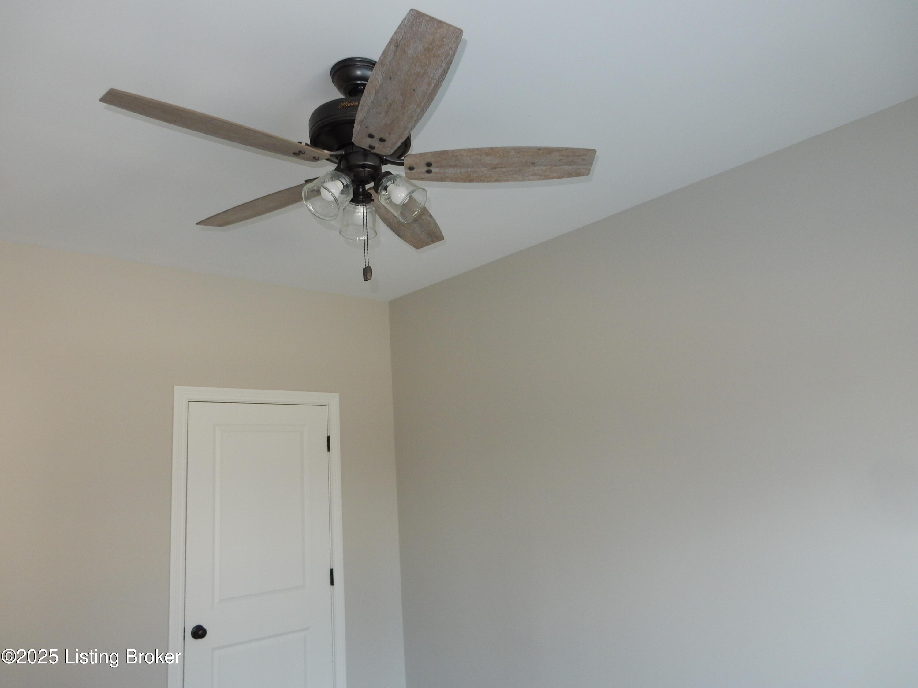 178 Bullitt Creek Dr Property Photo 21