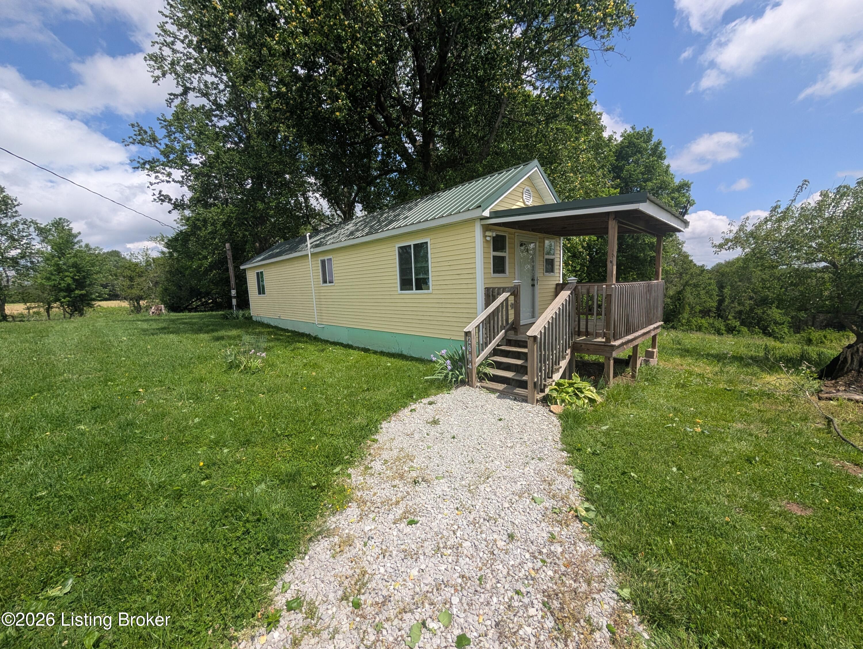 2604 E Buckeye Ln Property Photo 1