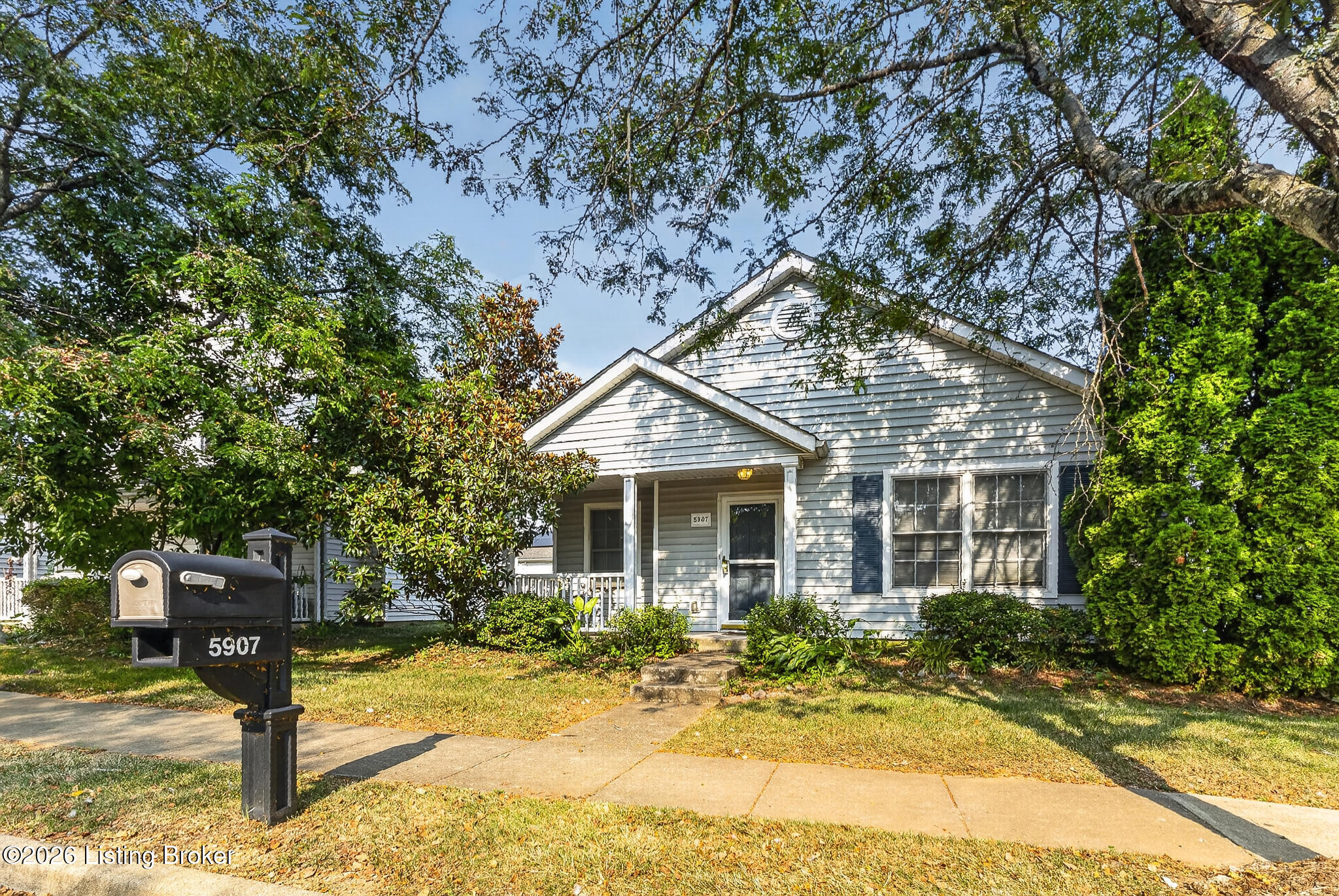 5907 Bay Harbor Dr Property Photo 1