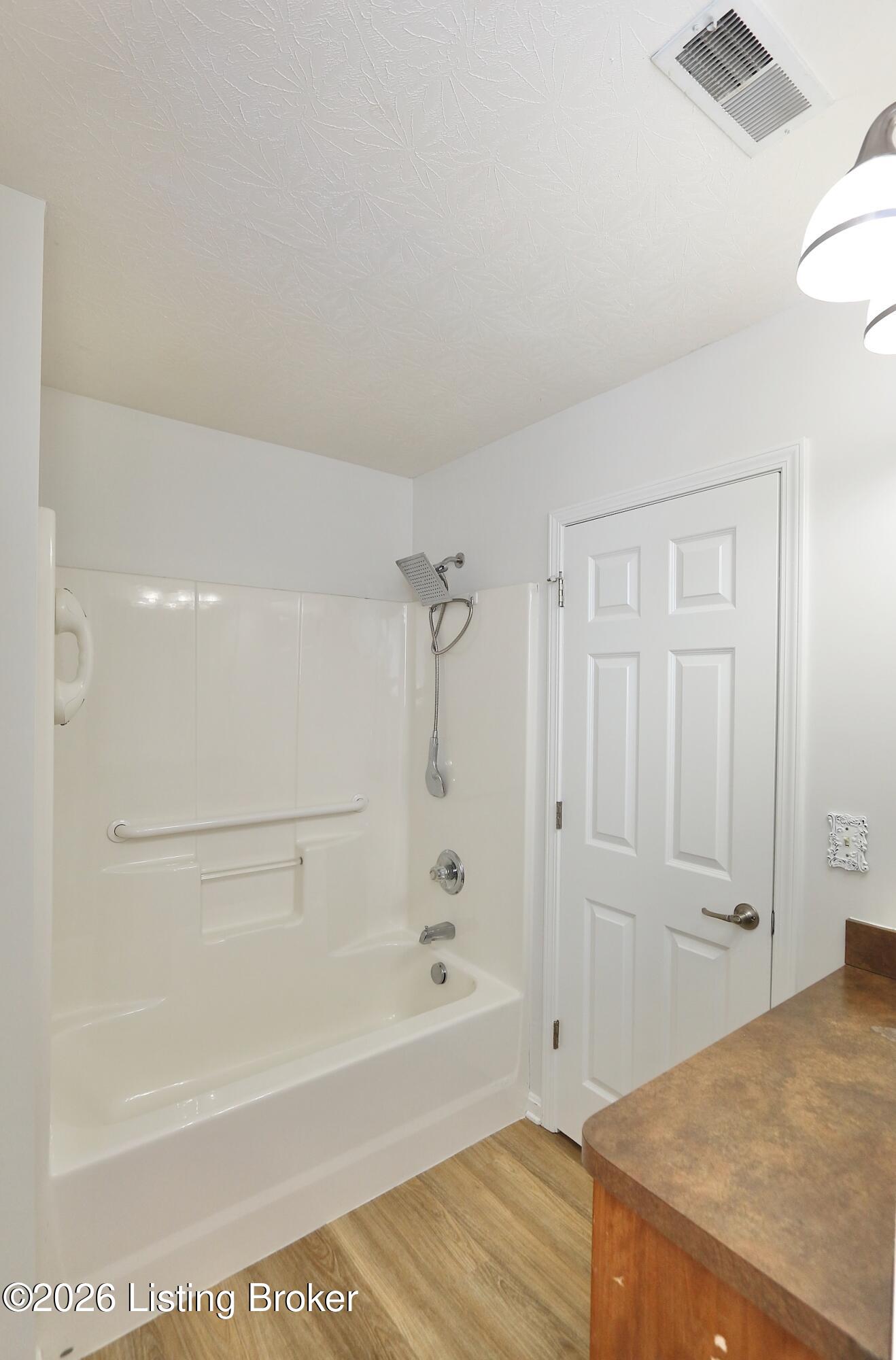 1454 Blackiston View Dr Property Photo 21