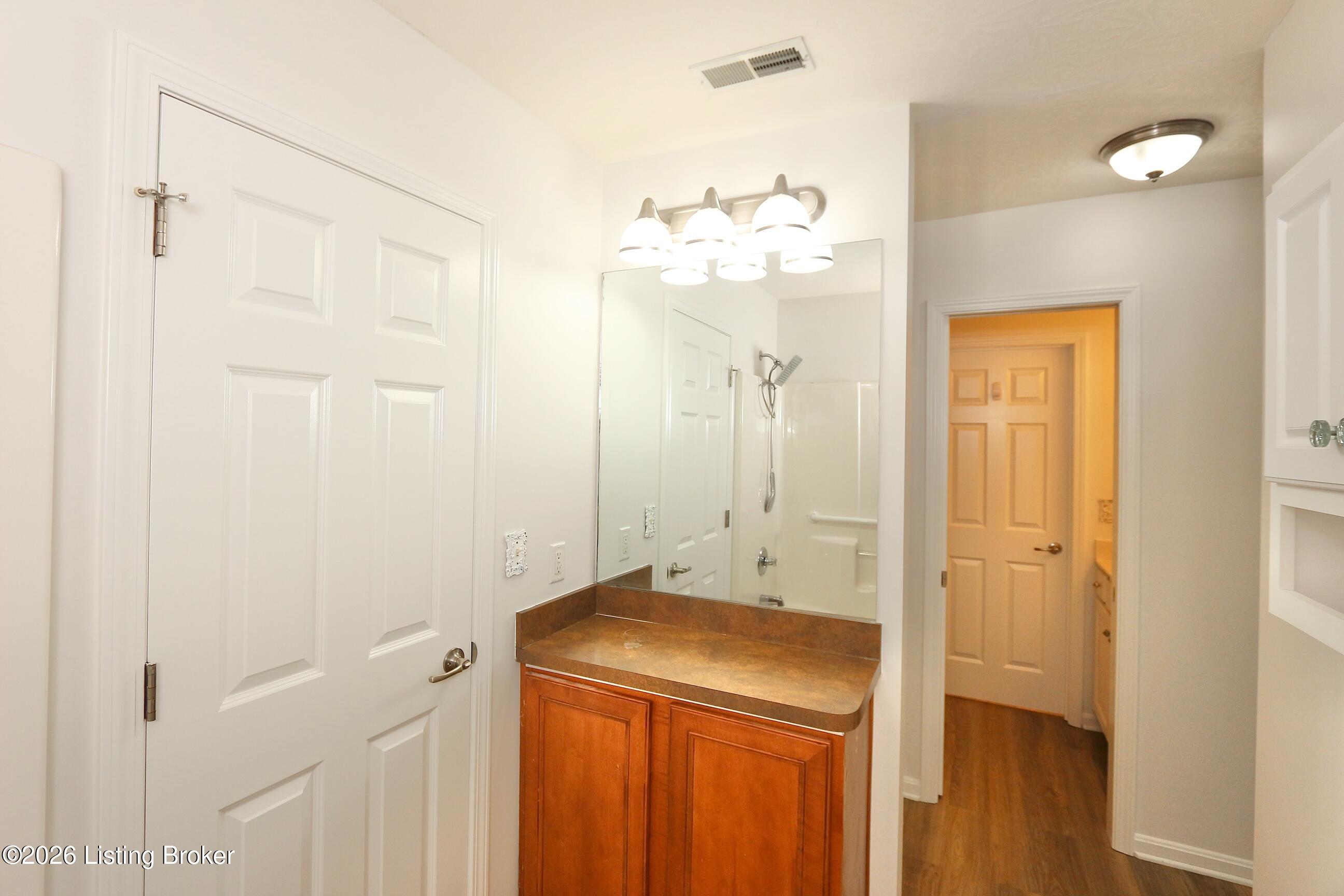 1454 Blackiston View Dr Property Photo 22