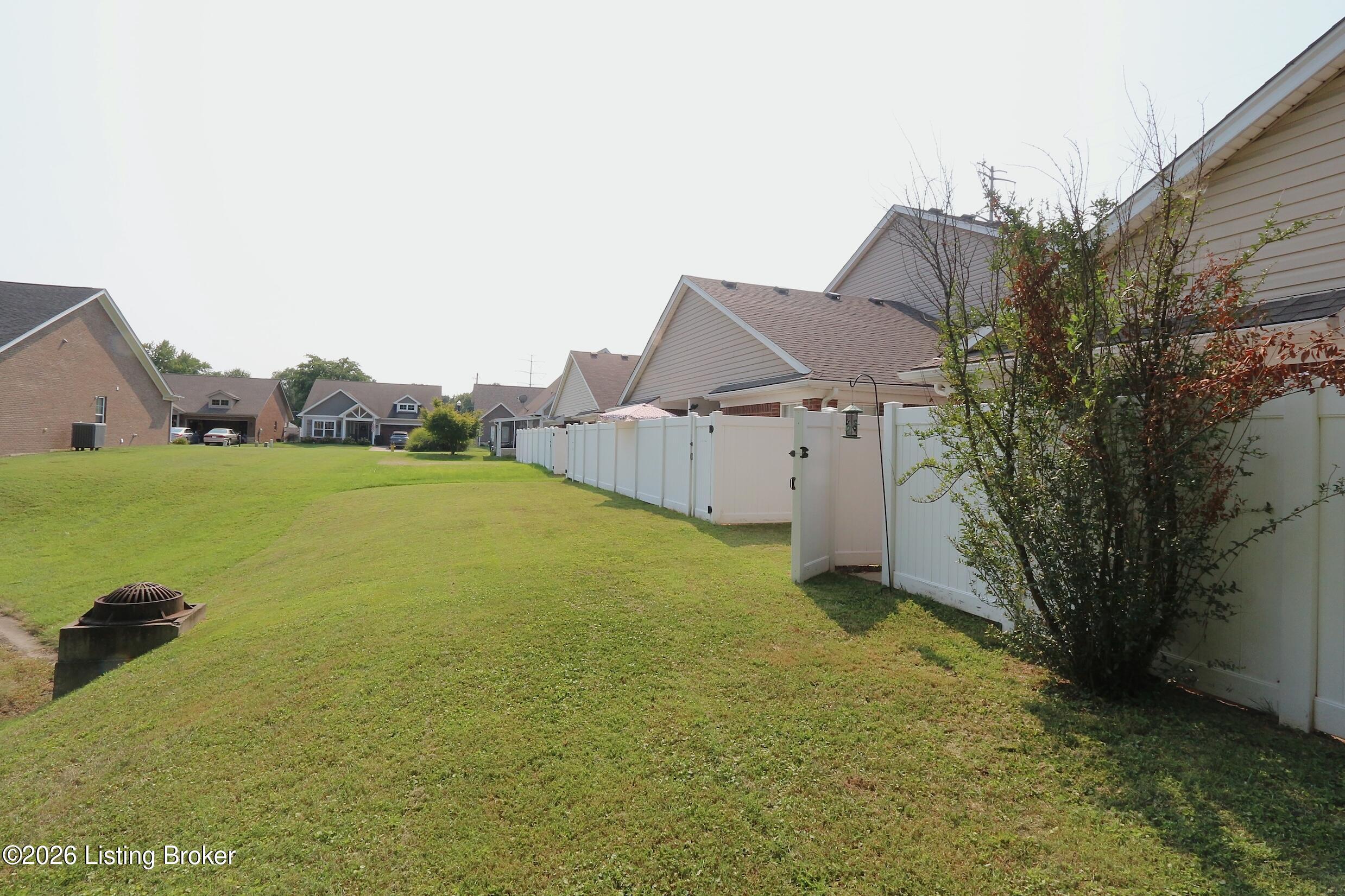 1454 Blackiston View Dr Property Photo 43