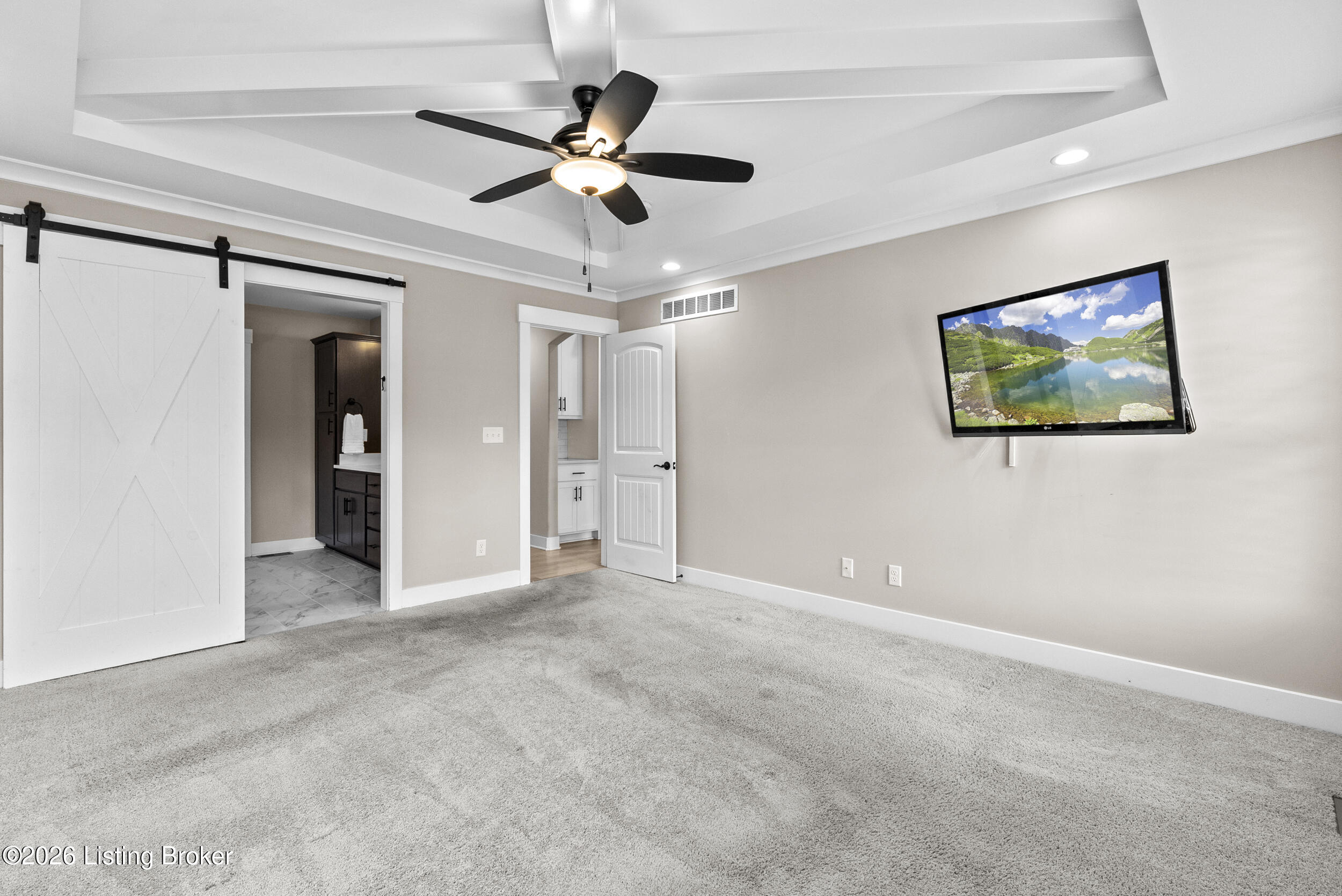 10424 Martinside Dr Property Photo 27