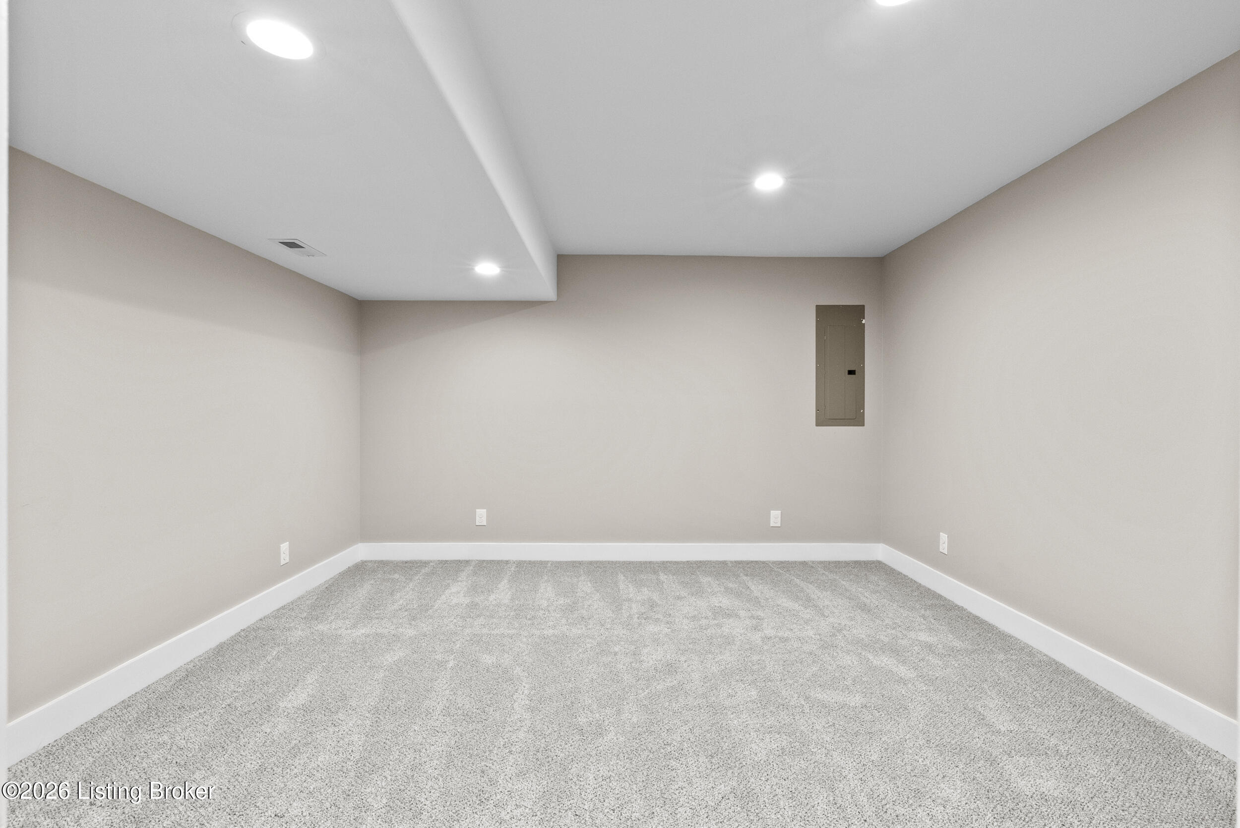 10424 Martinside Dr Property Photo 41