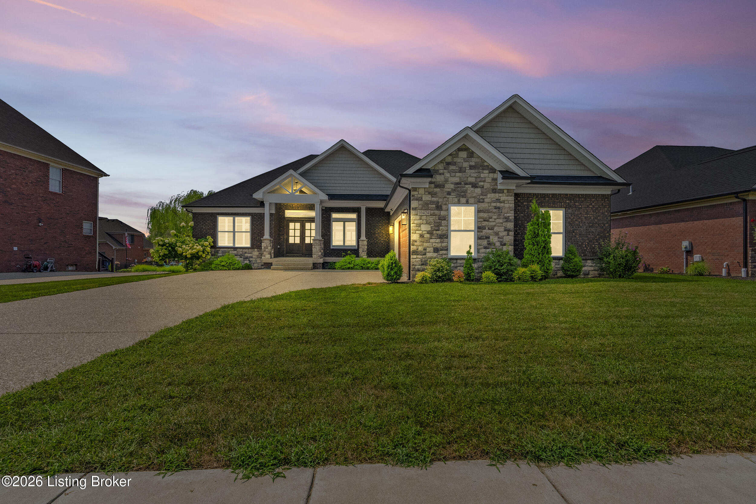 10424 Martinside Dr Property Photo 53