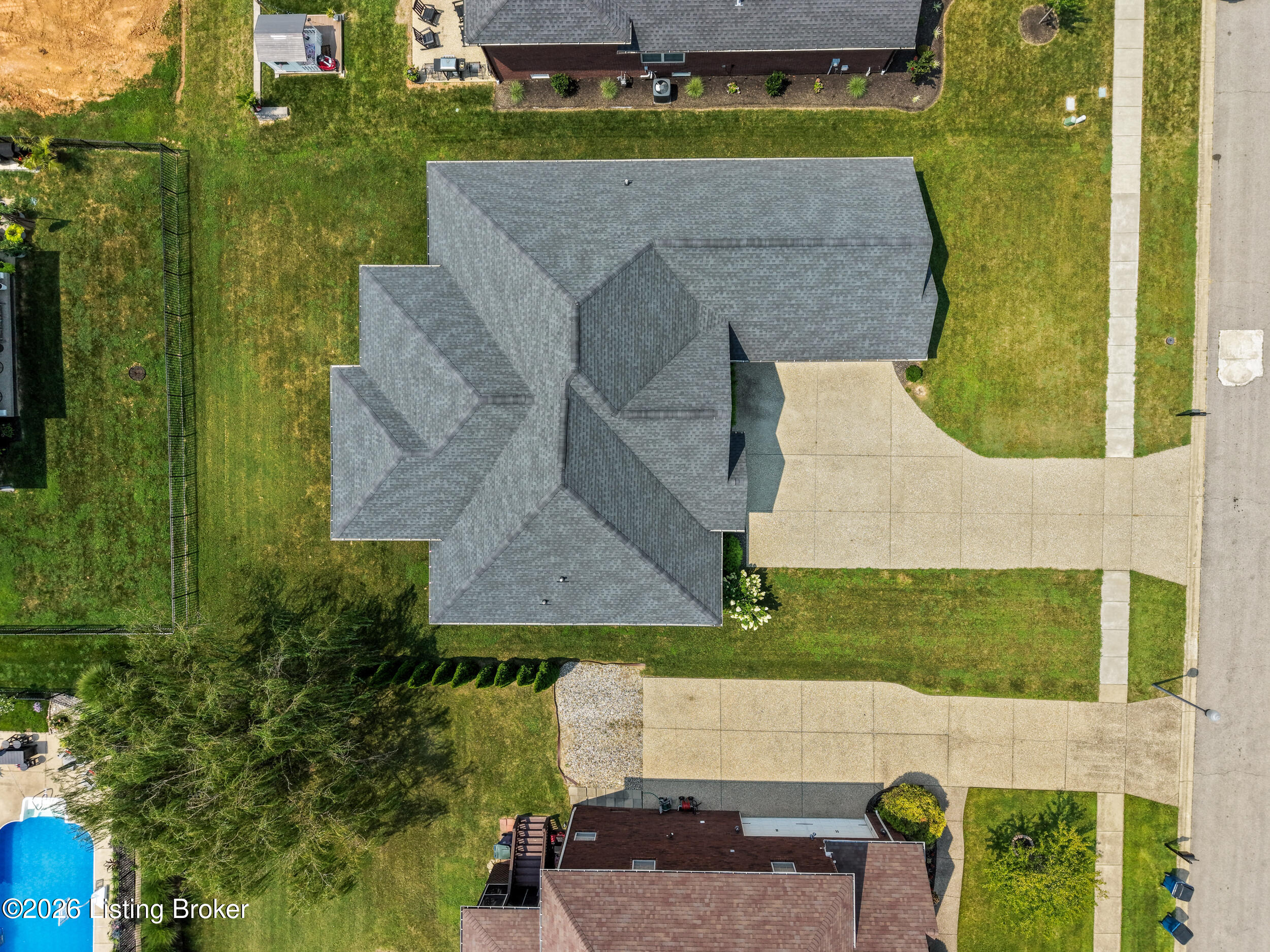 10424 Martinside Dr Property Photo 57