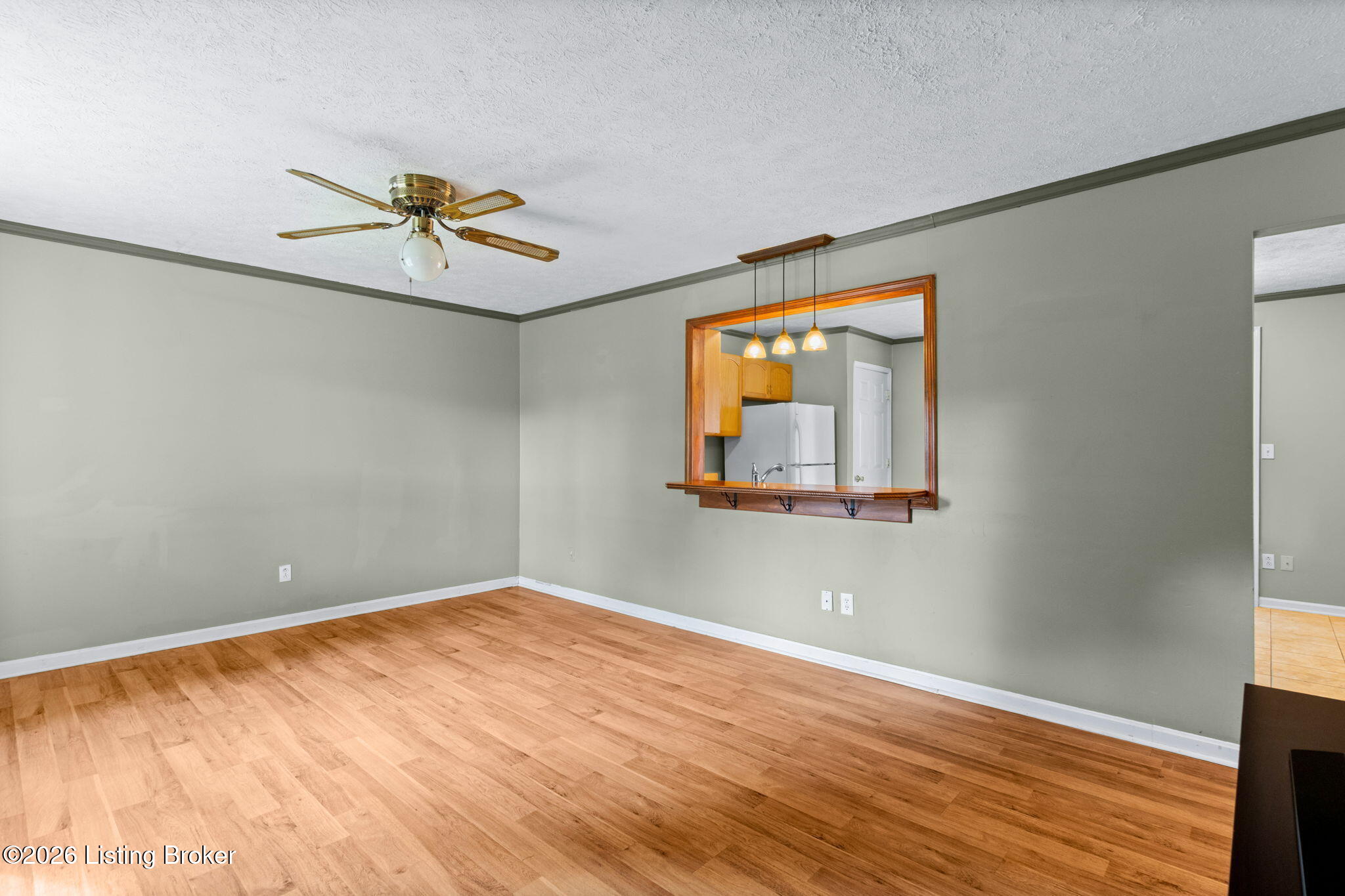 10200 Waycross Ave Property Photo 6