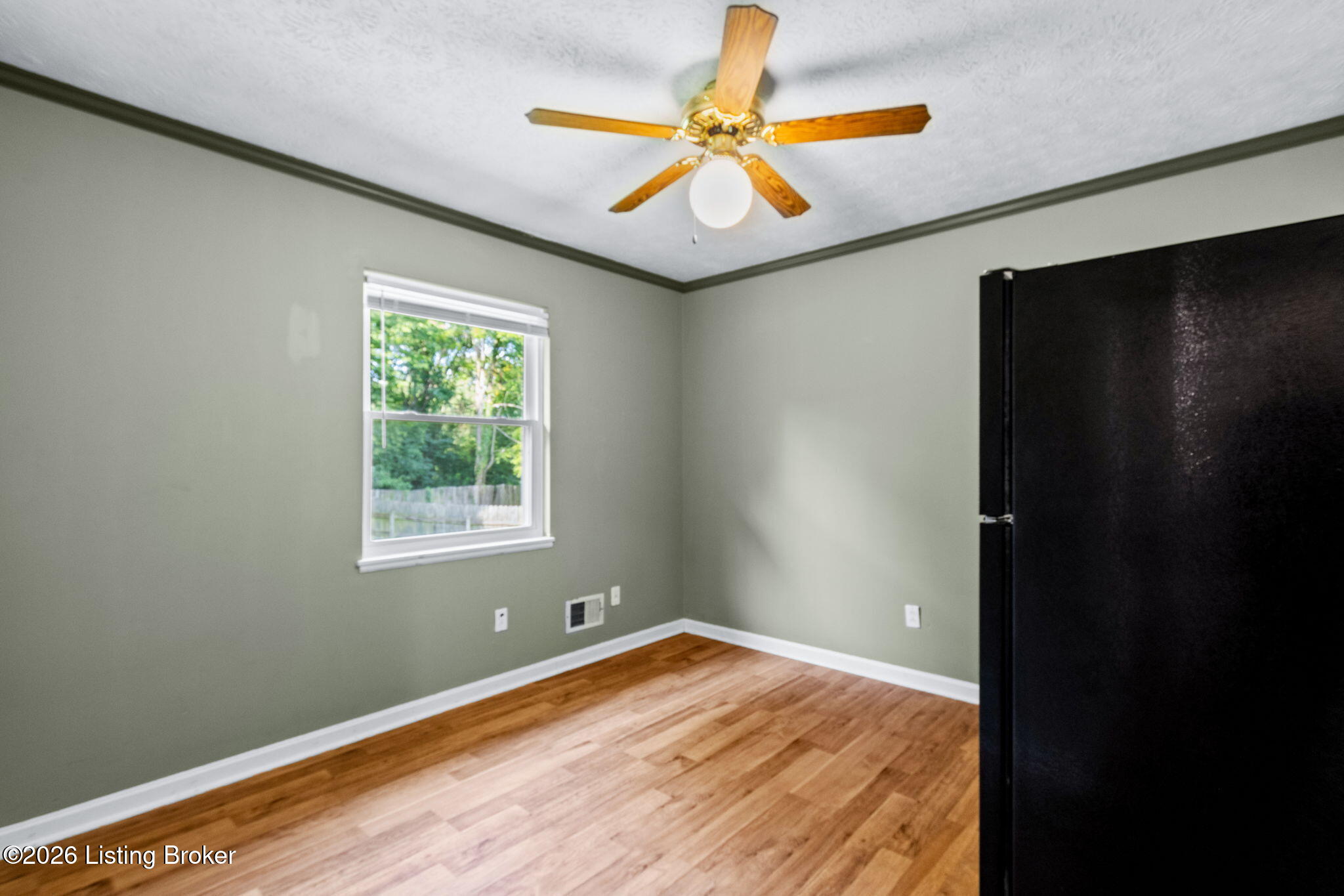 10200 Waycross Ave Property Photo 23