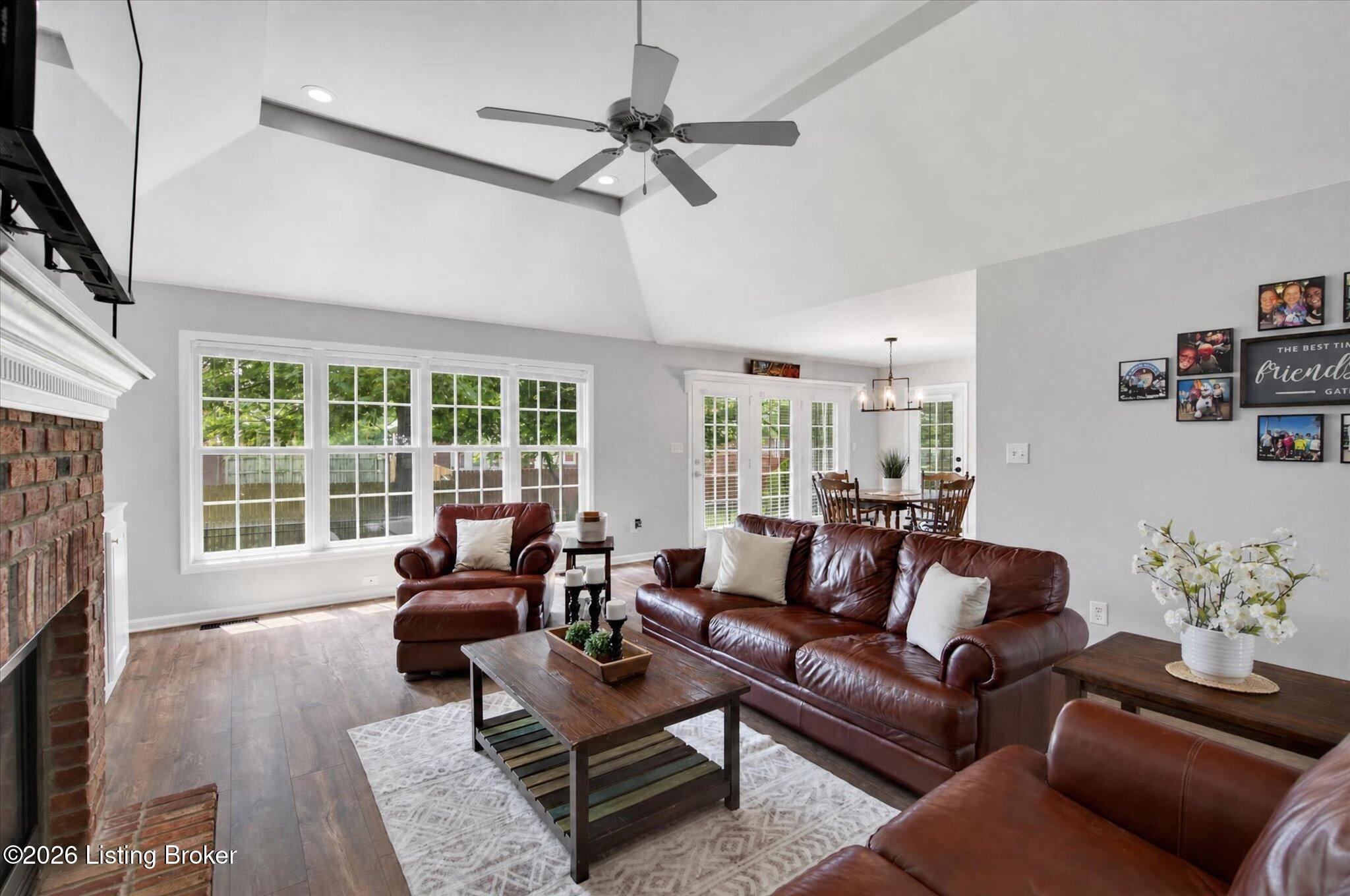 9707 Forestwood Dr Property Photo 16