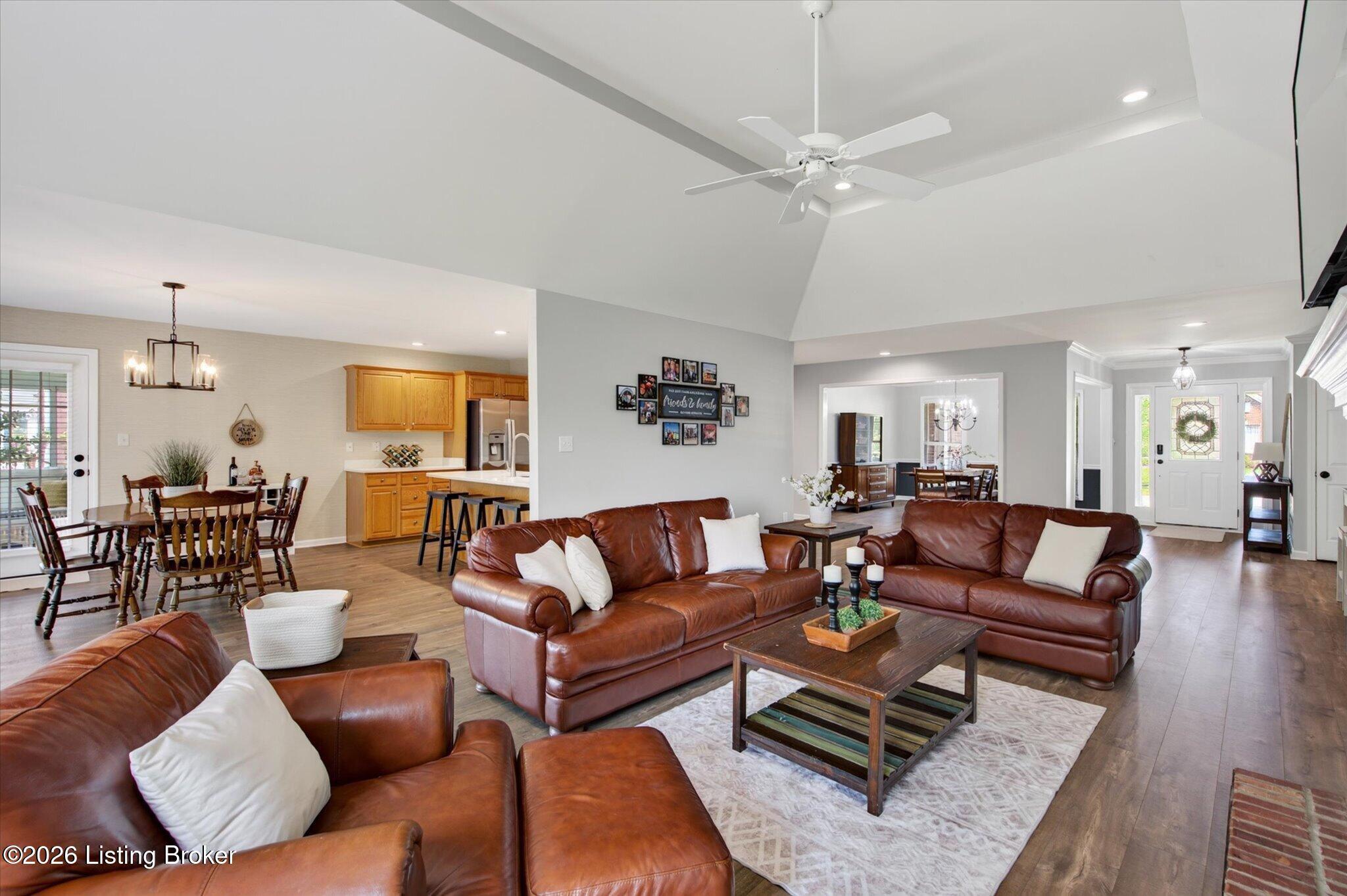 9707 Forestwood Dr Property Photo 17