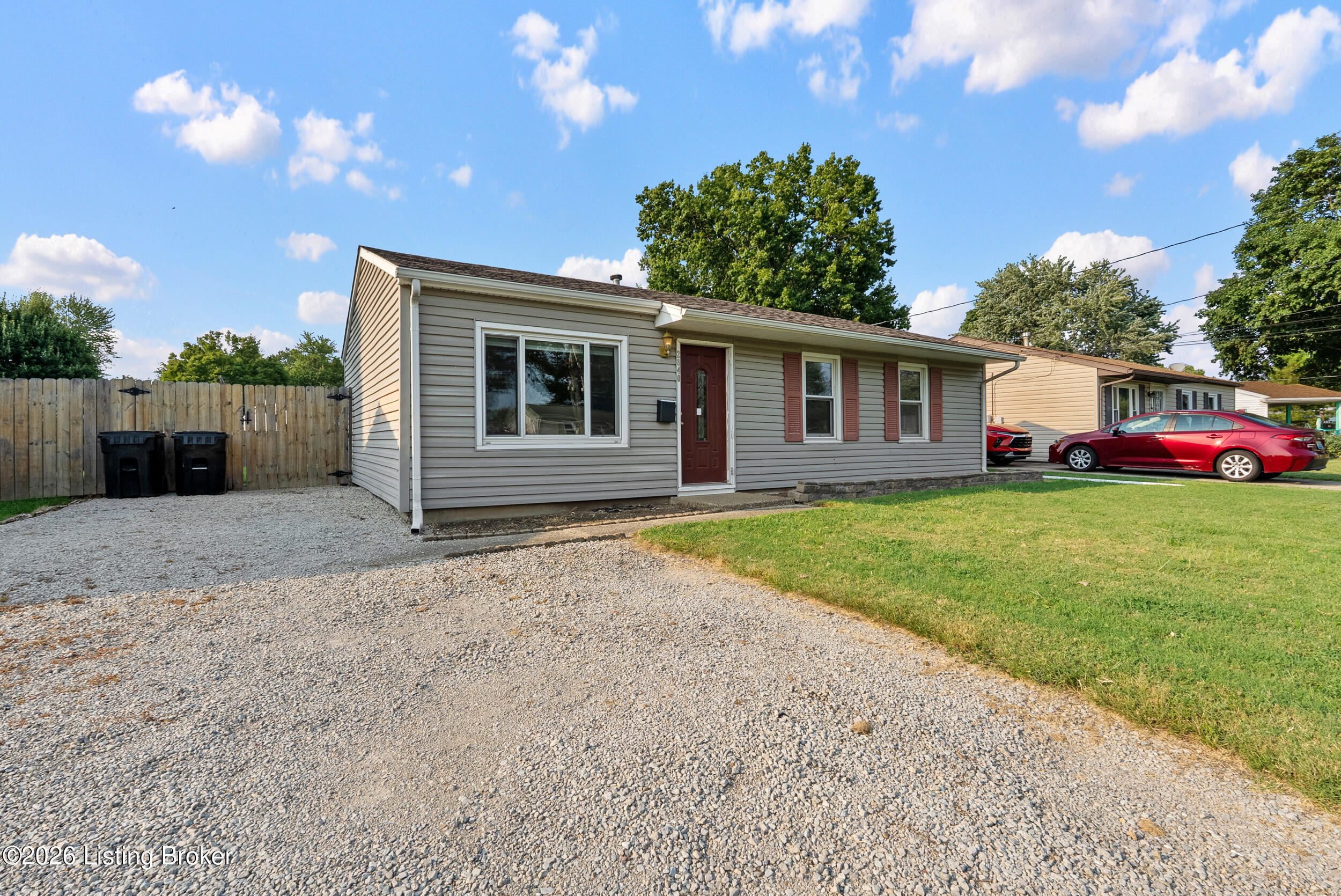 2840 Elam Dr Property Photo 3