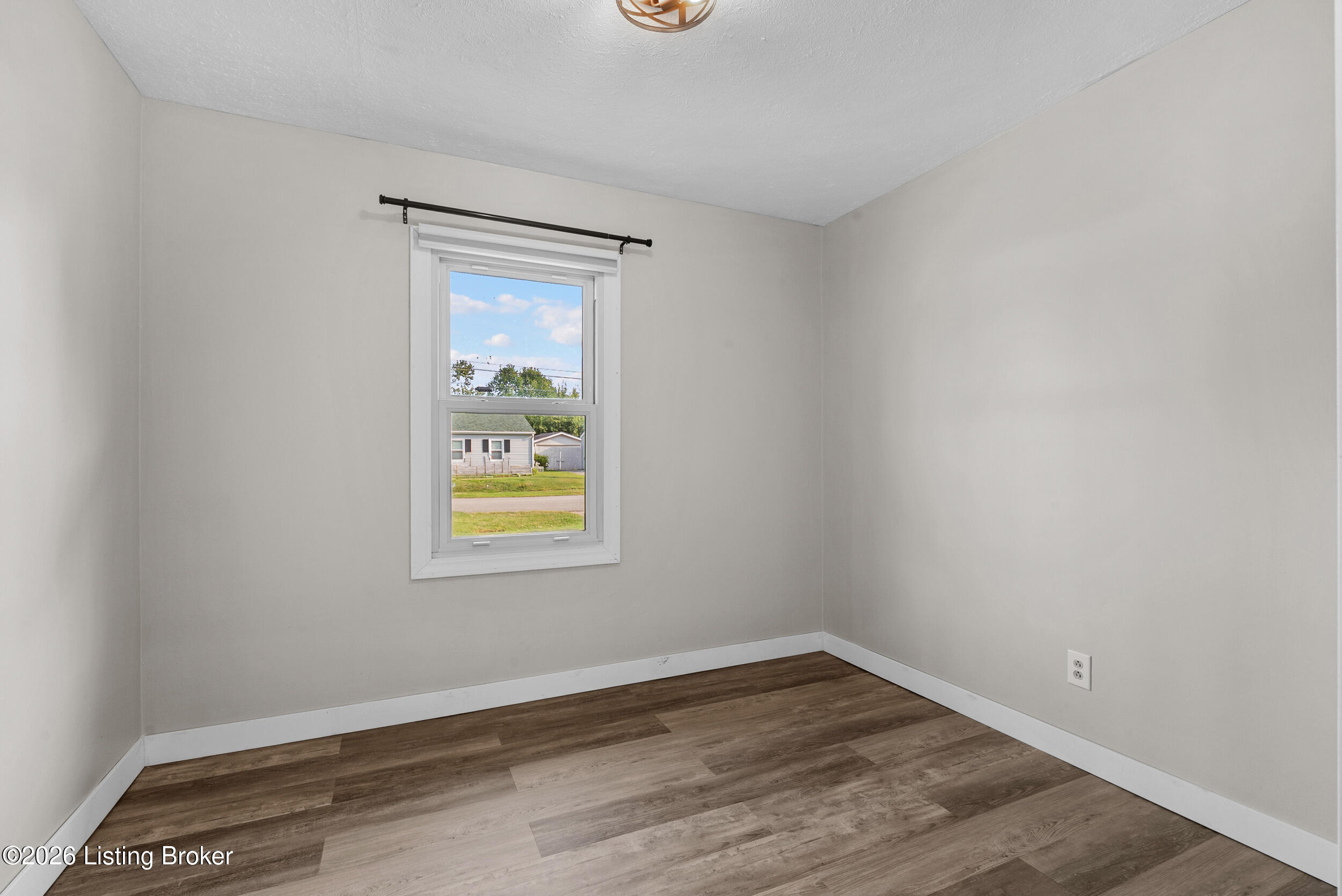 2840 Elam Dr Property Photo 16