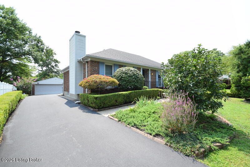 614 Stivers Rd Property Photo 4