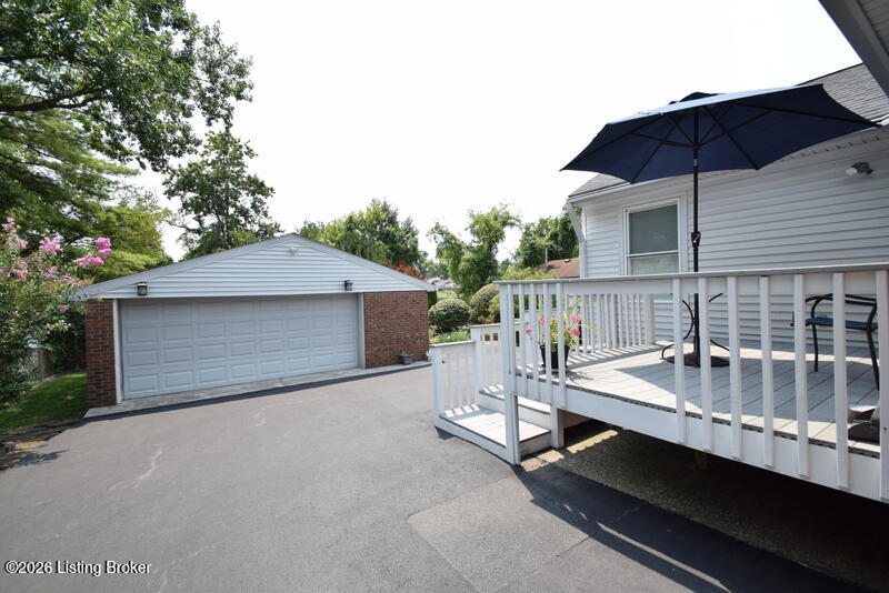 614 Stivers Rd Property Photo 10