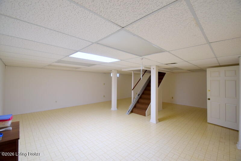 614 Stivers Rd Property Photo 56
