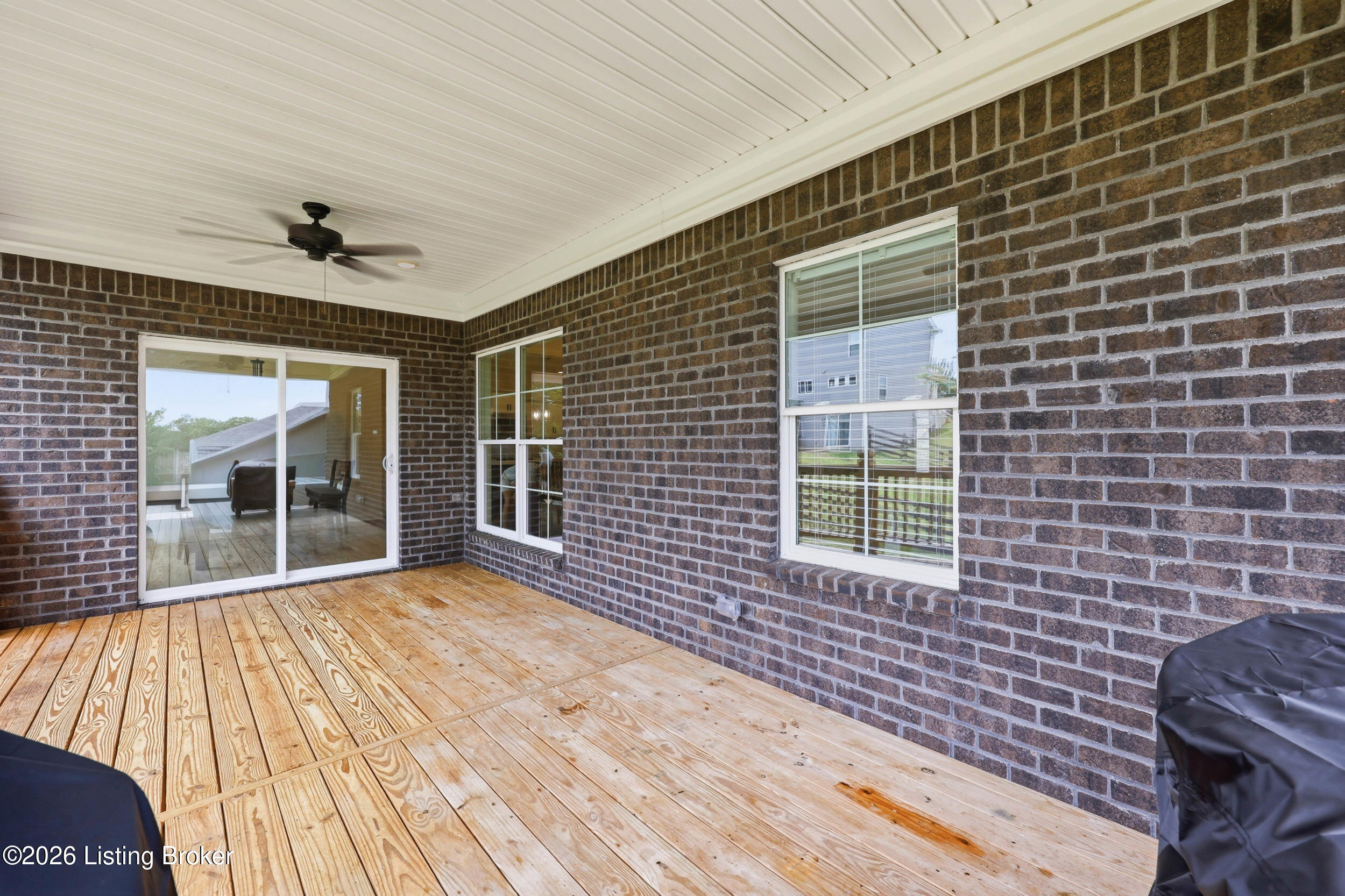 139 Wooded Glen Dr Property Photo 64
