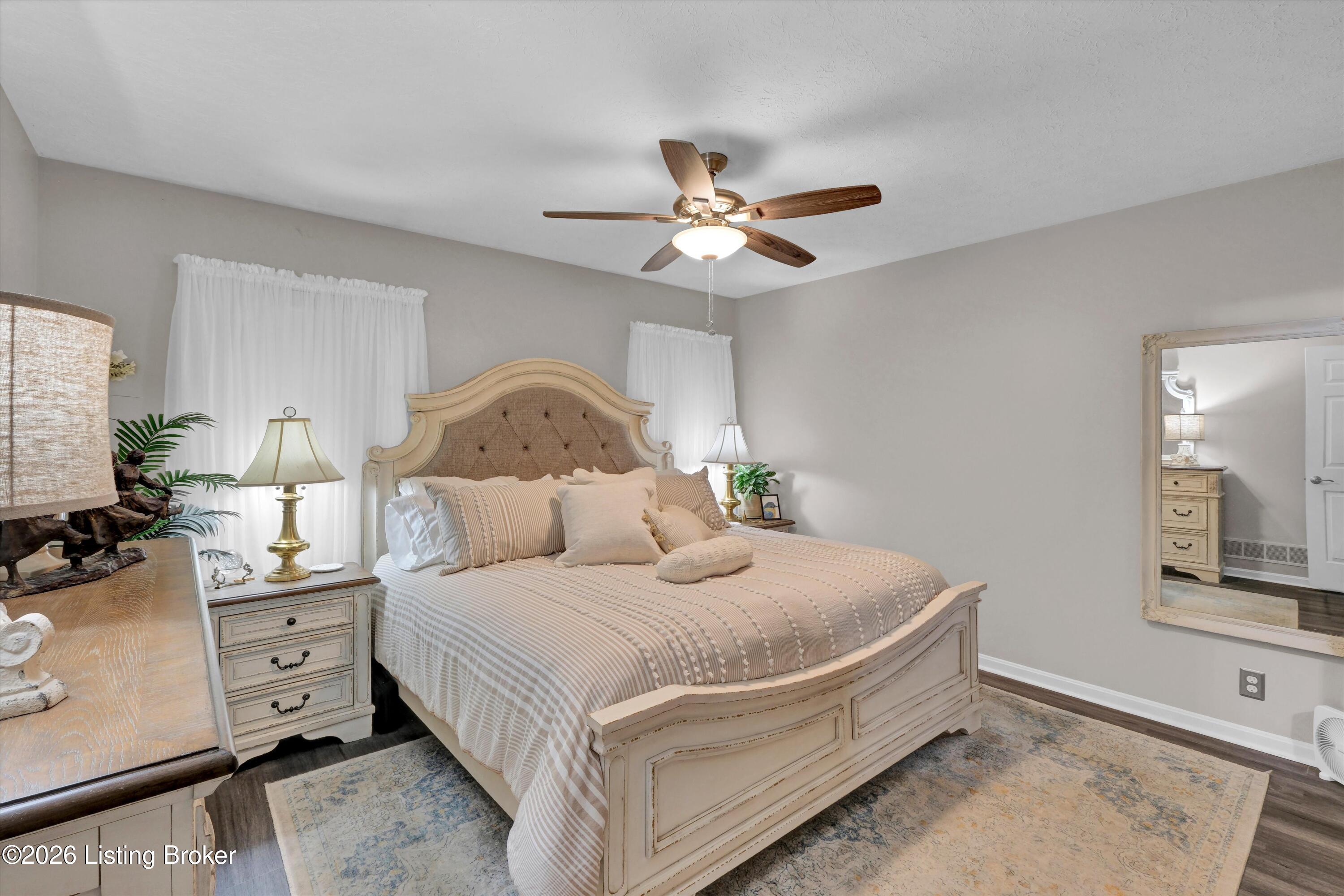 10402 Lakeshore Bluff Property Photo 5