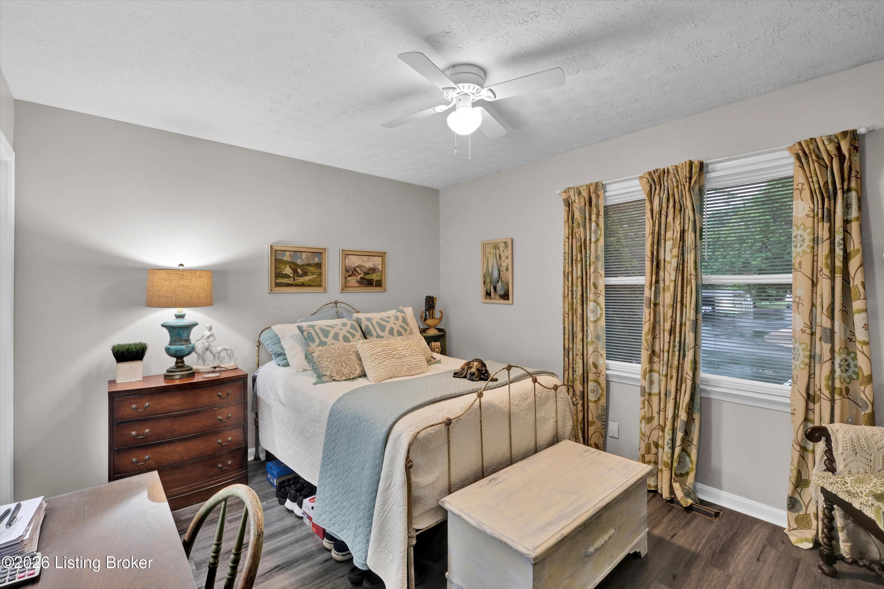 10402 Lakeshore Bluff Property Photo 6