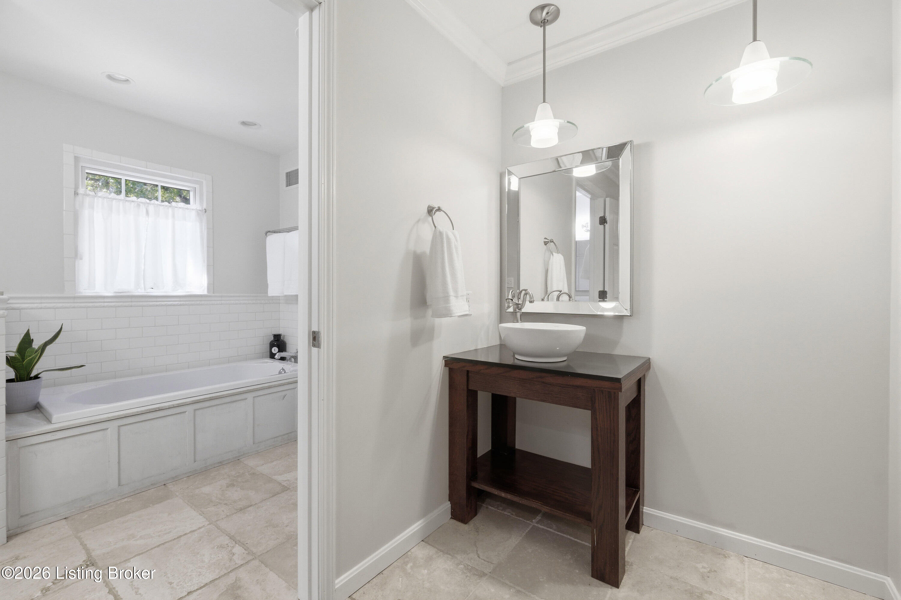 7230 Heatherly Square Property Photo 20