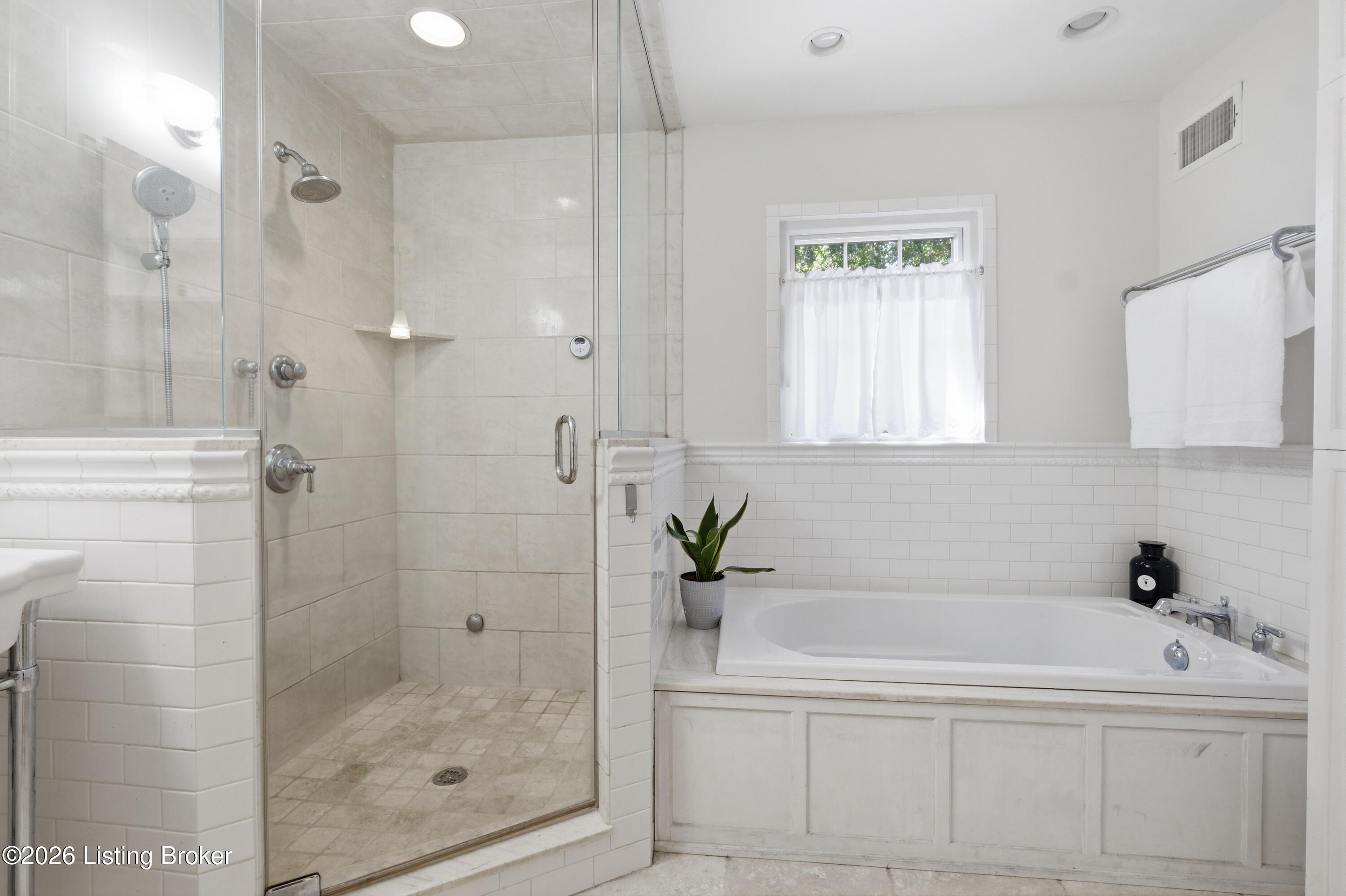7230 Heatherly Square Property Photo 21