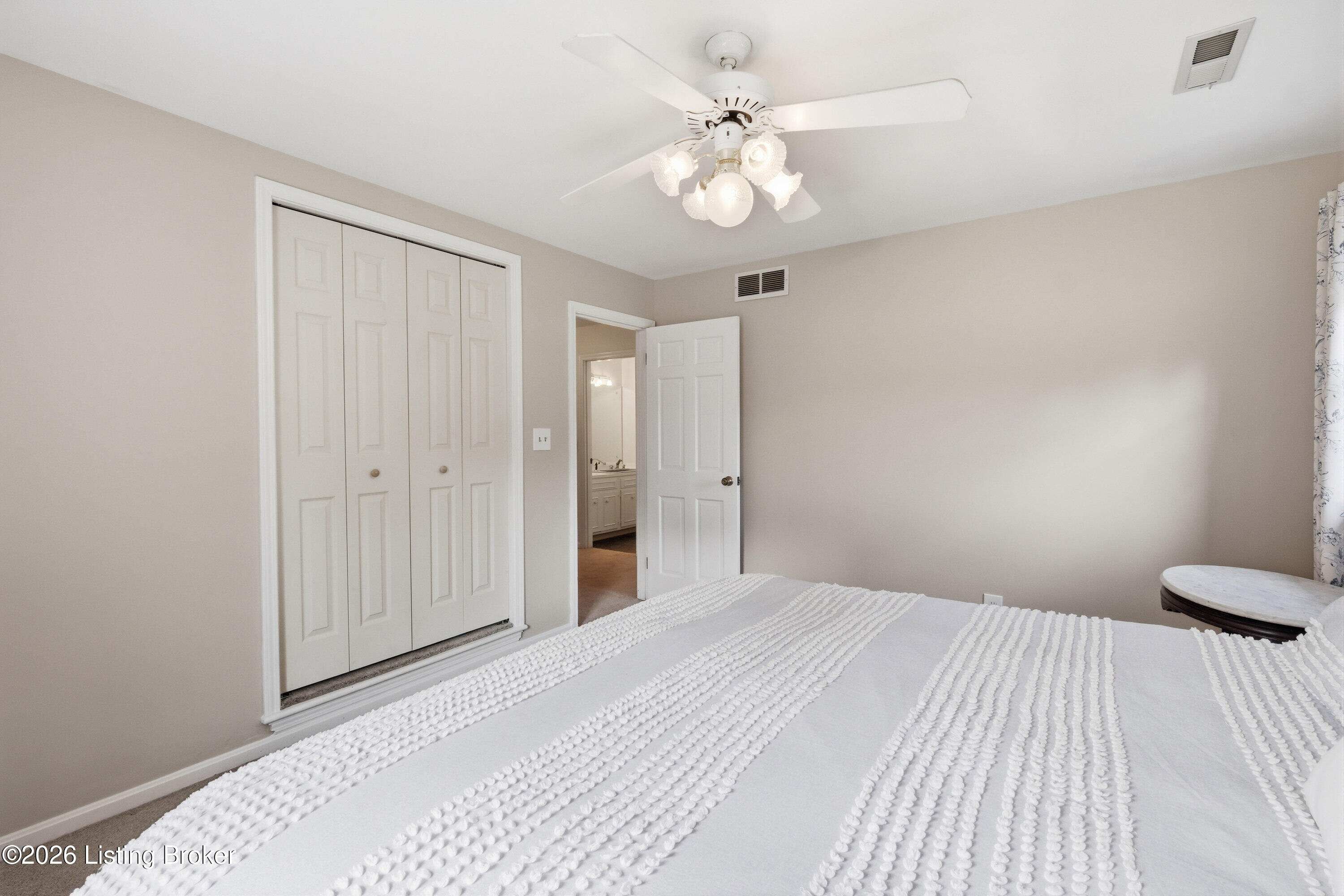 7230 Heatherly Square Property Photo 25