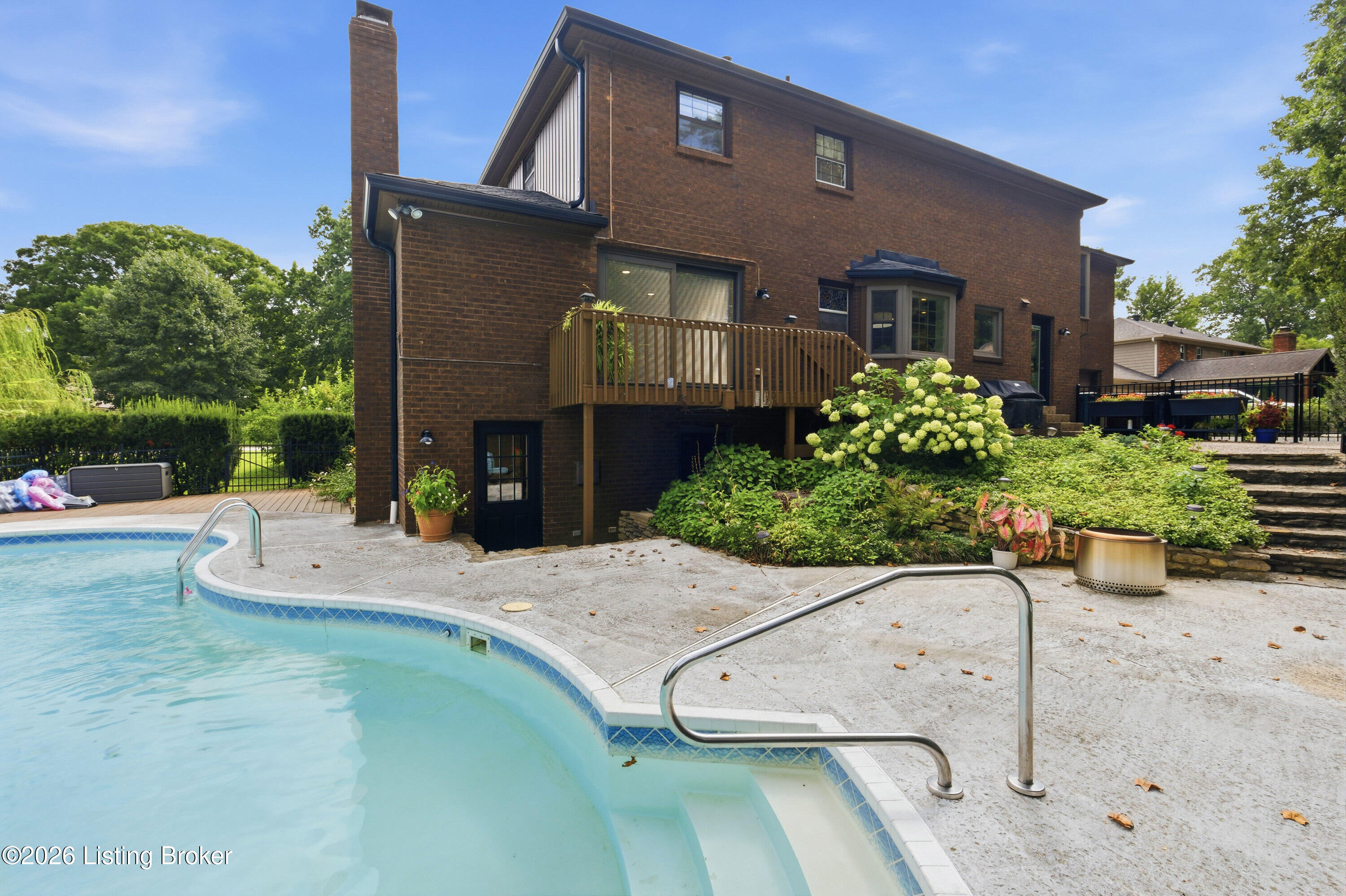 7230 Heatherly Square Property Photo 45