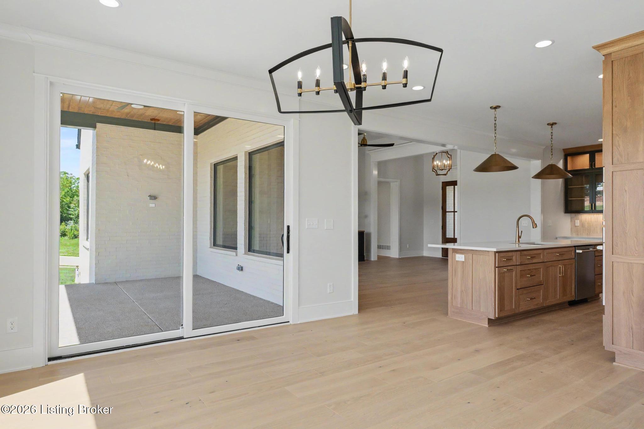 4000 Paramont Commons Blvd Property Photo 18