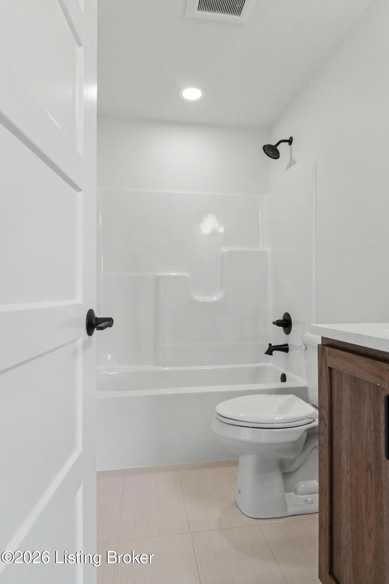 4000 Paramont Commons Blvd Property Photo 34