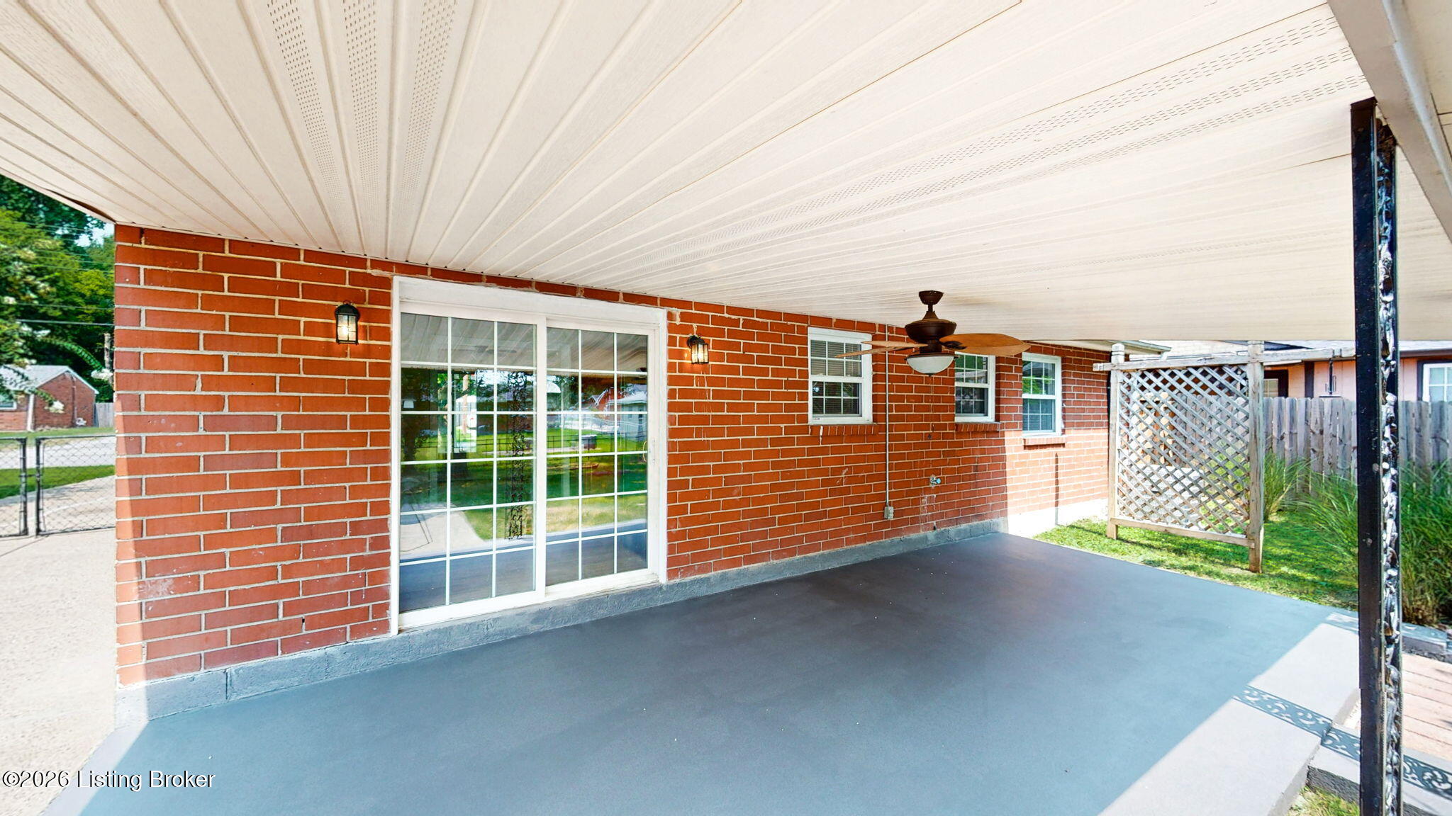 716 Glengarry Dr Property Photo 31