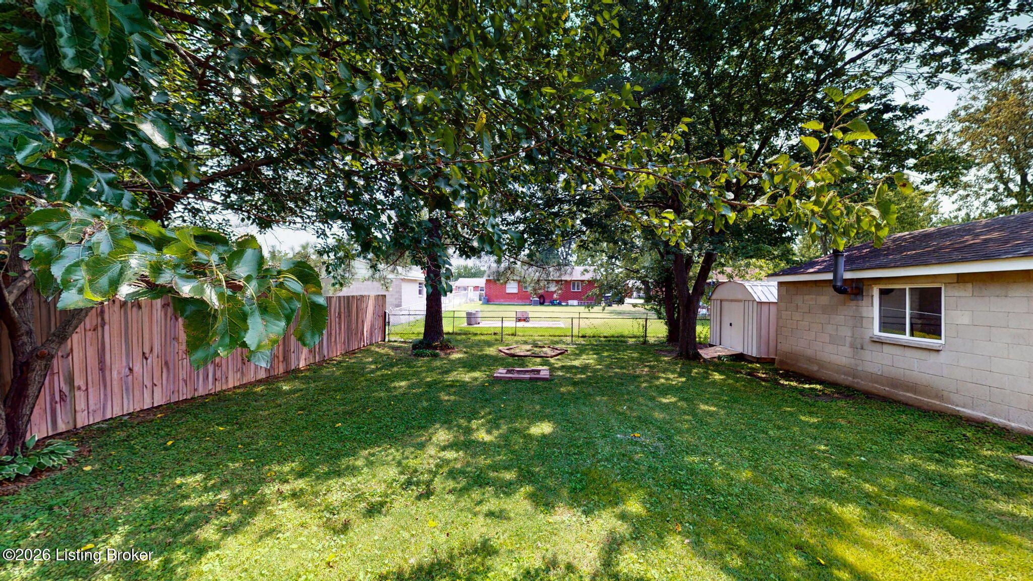 716 Glengarry Dr Property Photo 36
