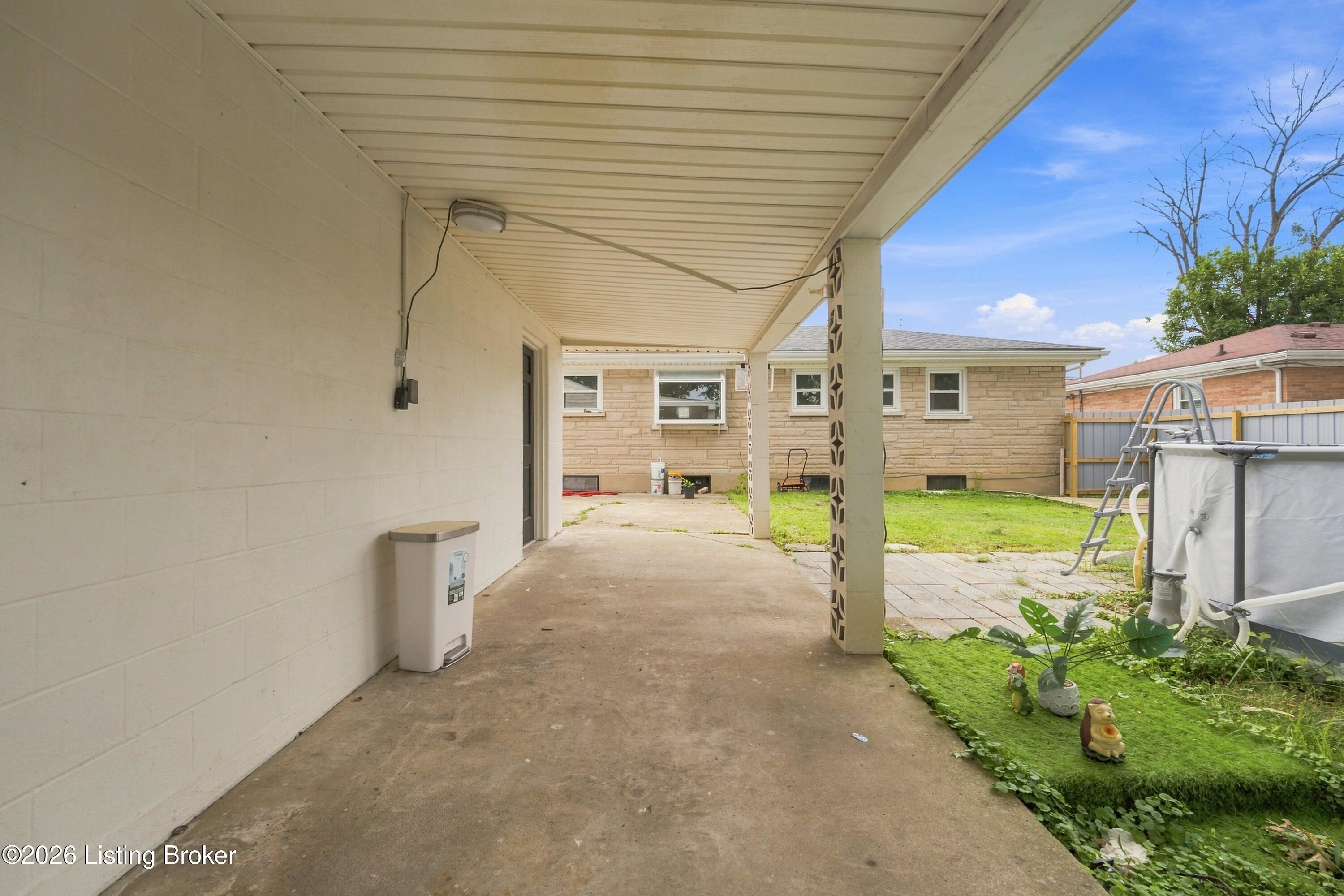 3455 Heatherfield Dr Property Photo 5