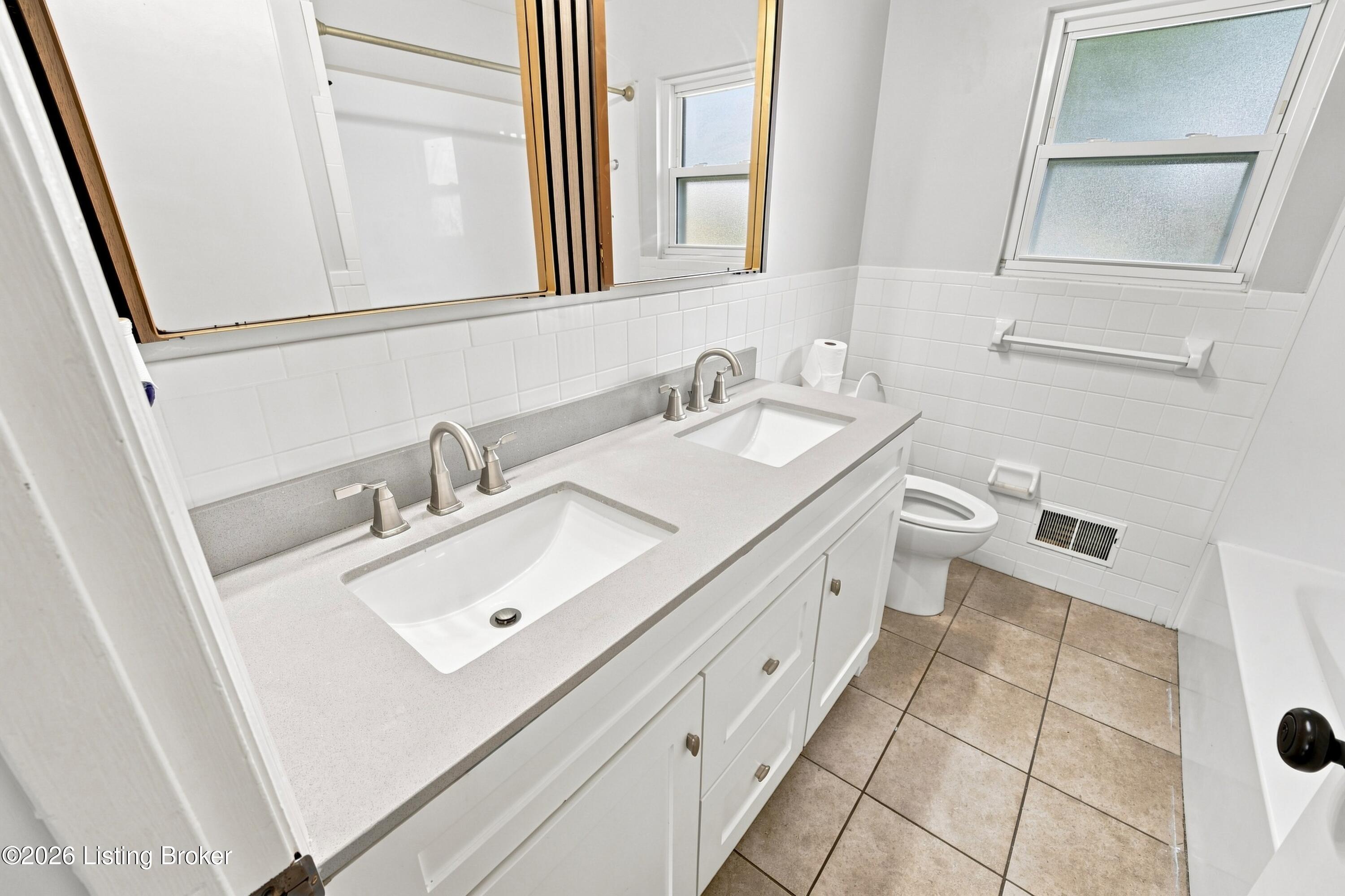 3455 Heatherfield Dr Property Photo 22