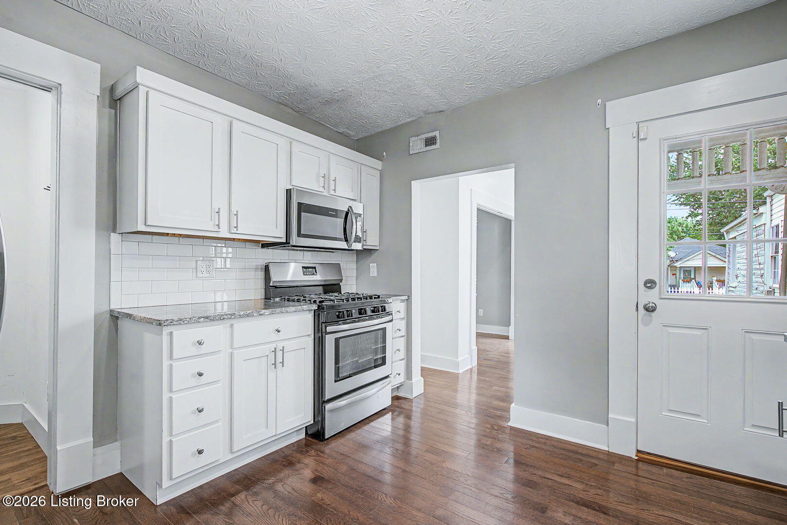 2112 S Preston St Property Photo 8