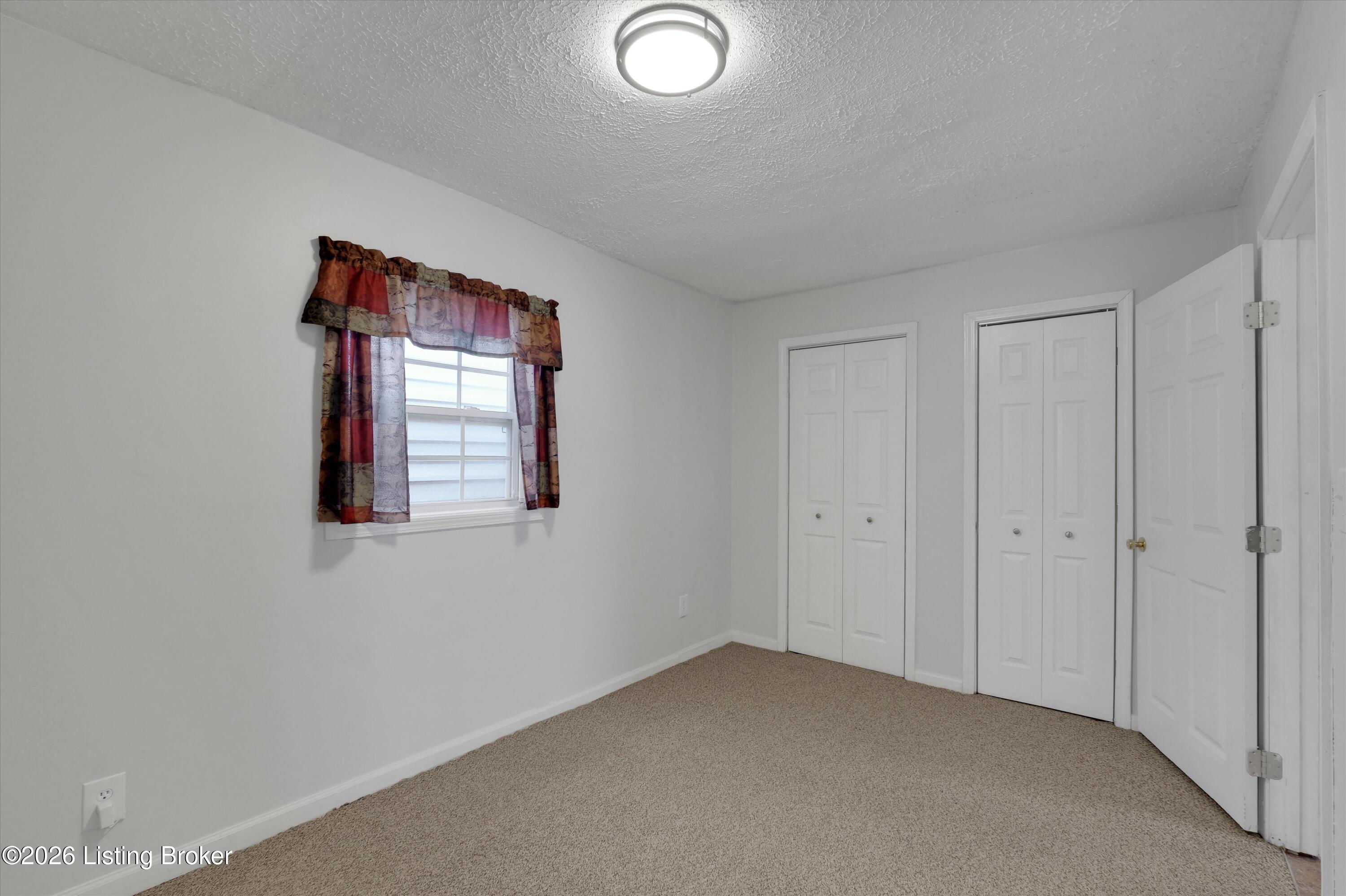 1108 Schiller Ave Property Photo 18