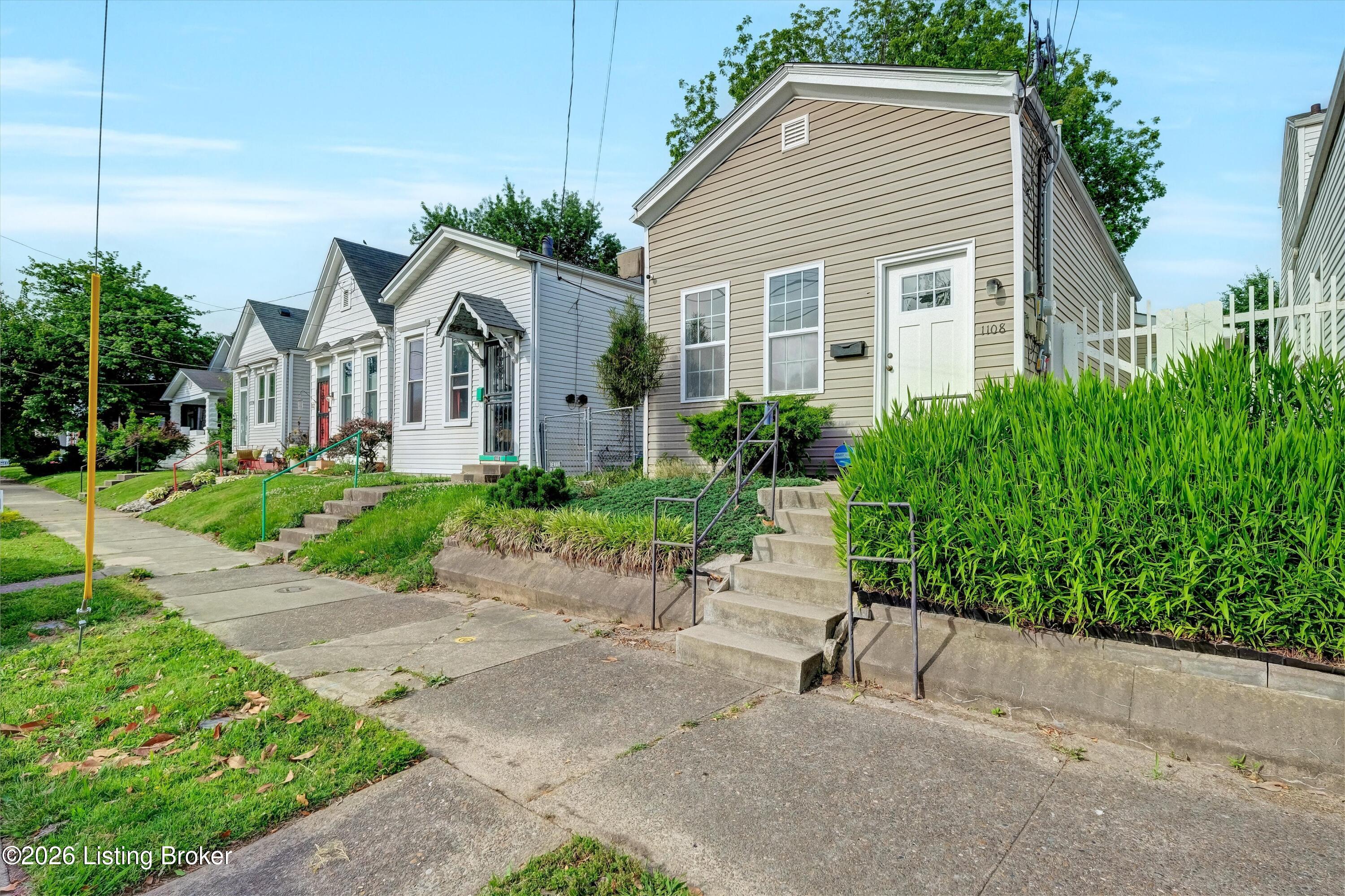 1108 Schiller Ave Property Photo 32