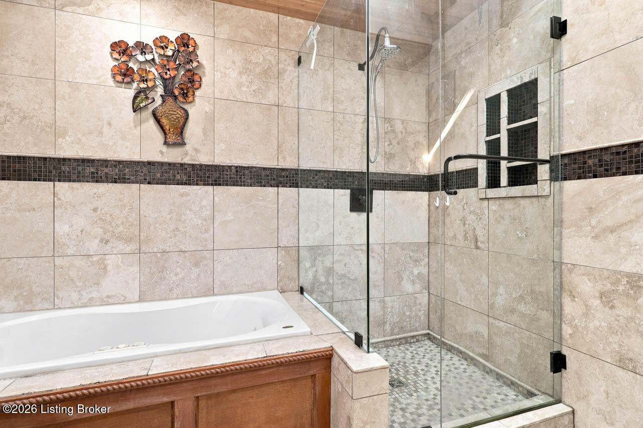 12800 Ledges Dr Property Photo 38