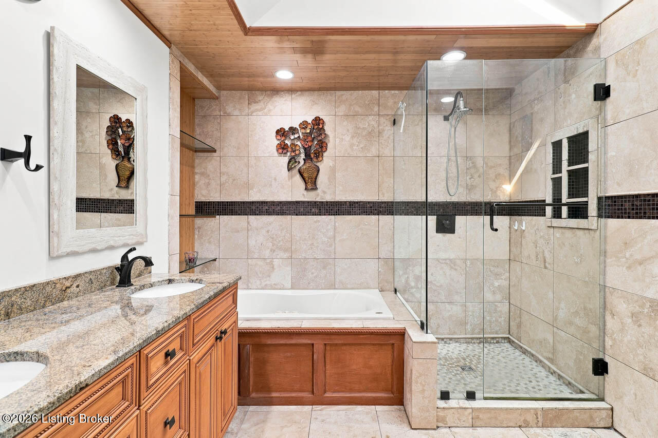 12800 Ledges Dr Property Photo 40