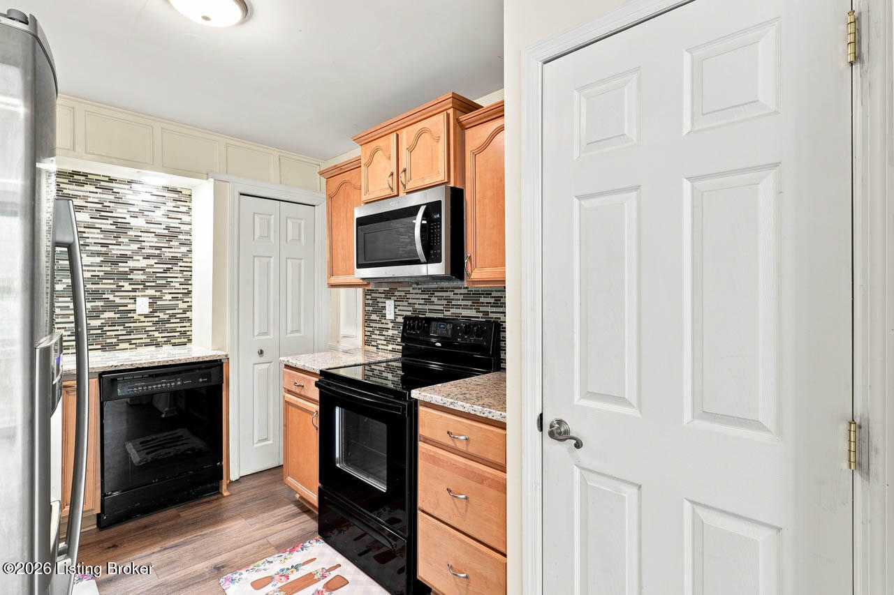 12800 Ledges Dr Property Photo 56