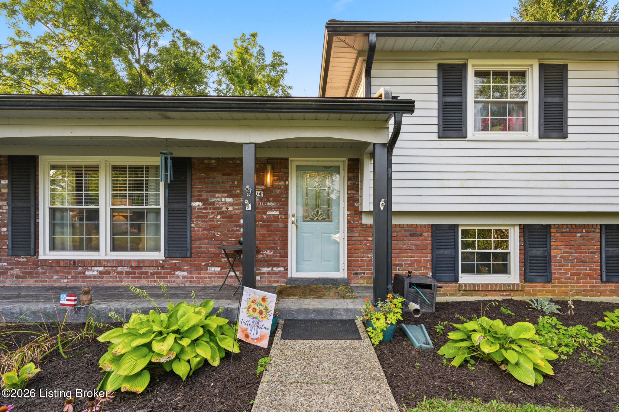 9604 Somerford Ct Property Photo 8