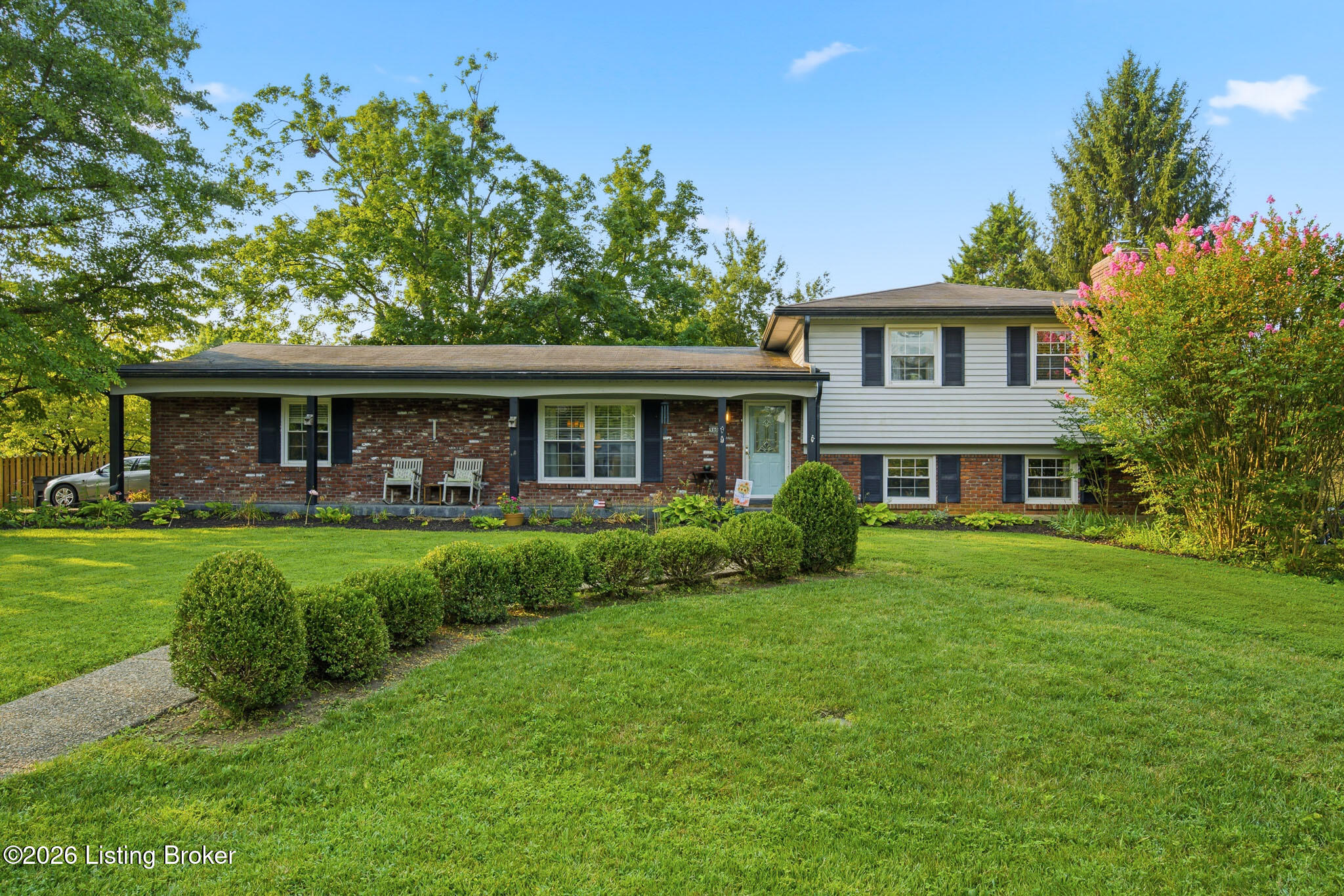 9604 Somerford Ct Property Photo 10