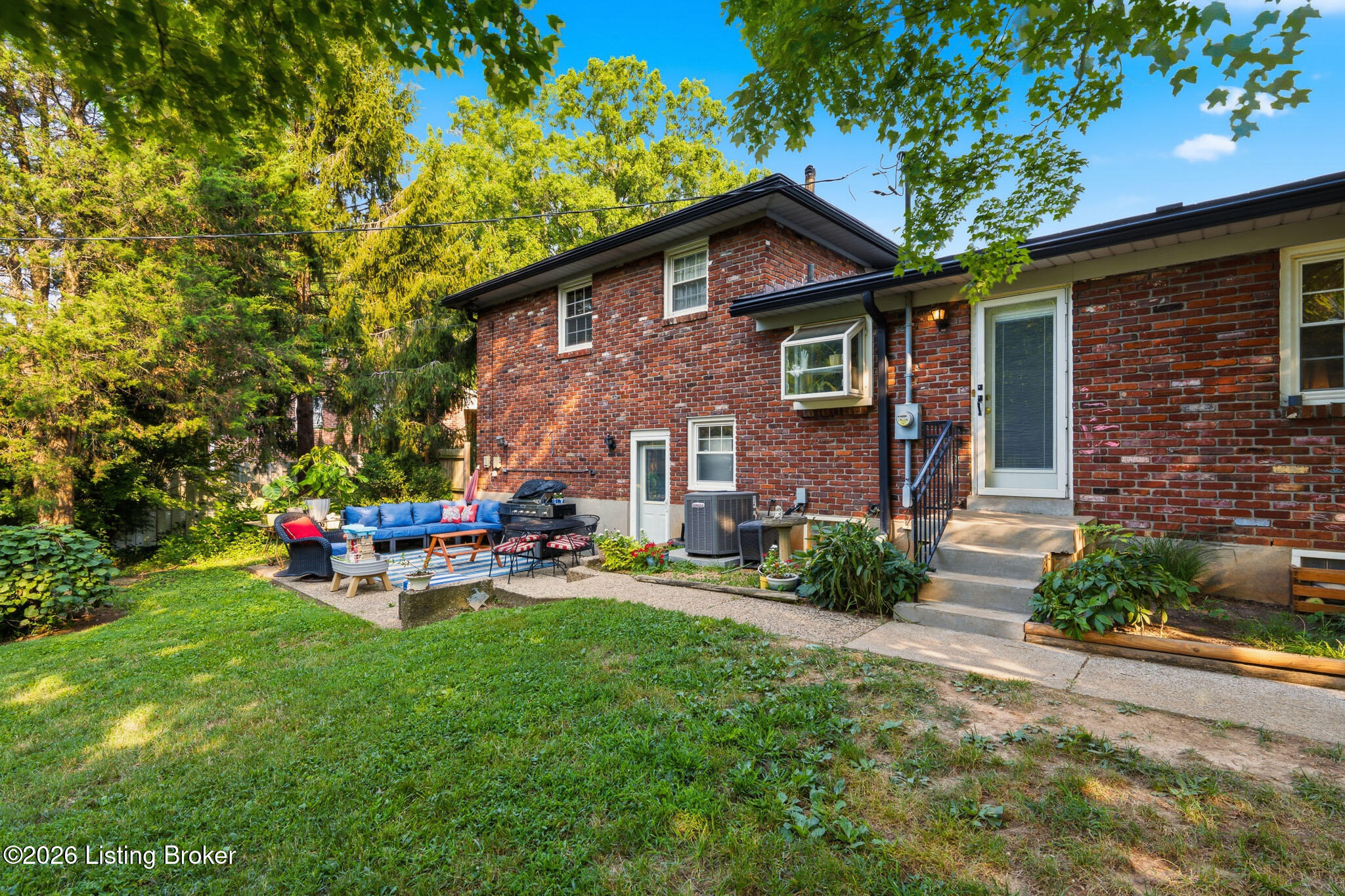 9604 Somerford Ct Property Photo 44