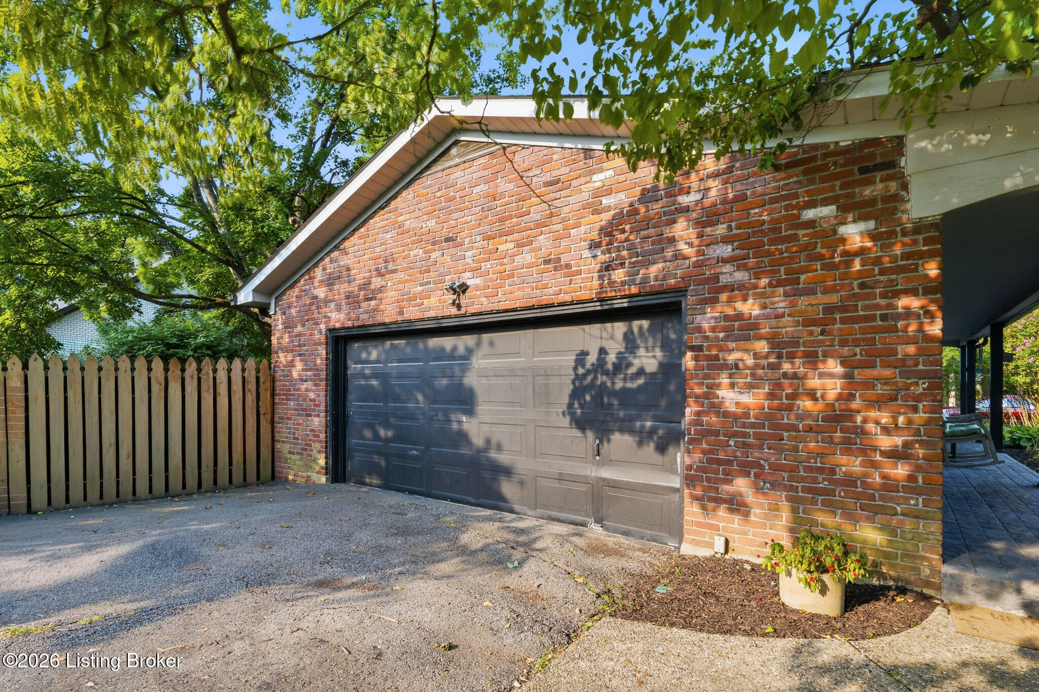 9604 Somerford Ct Property Photo 54