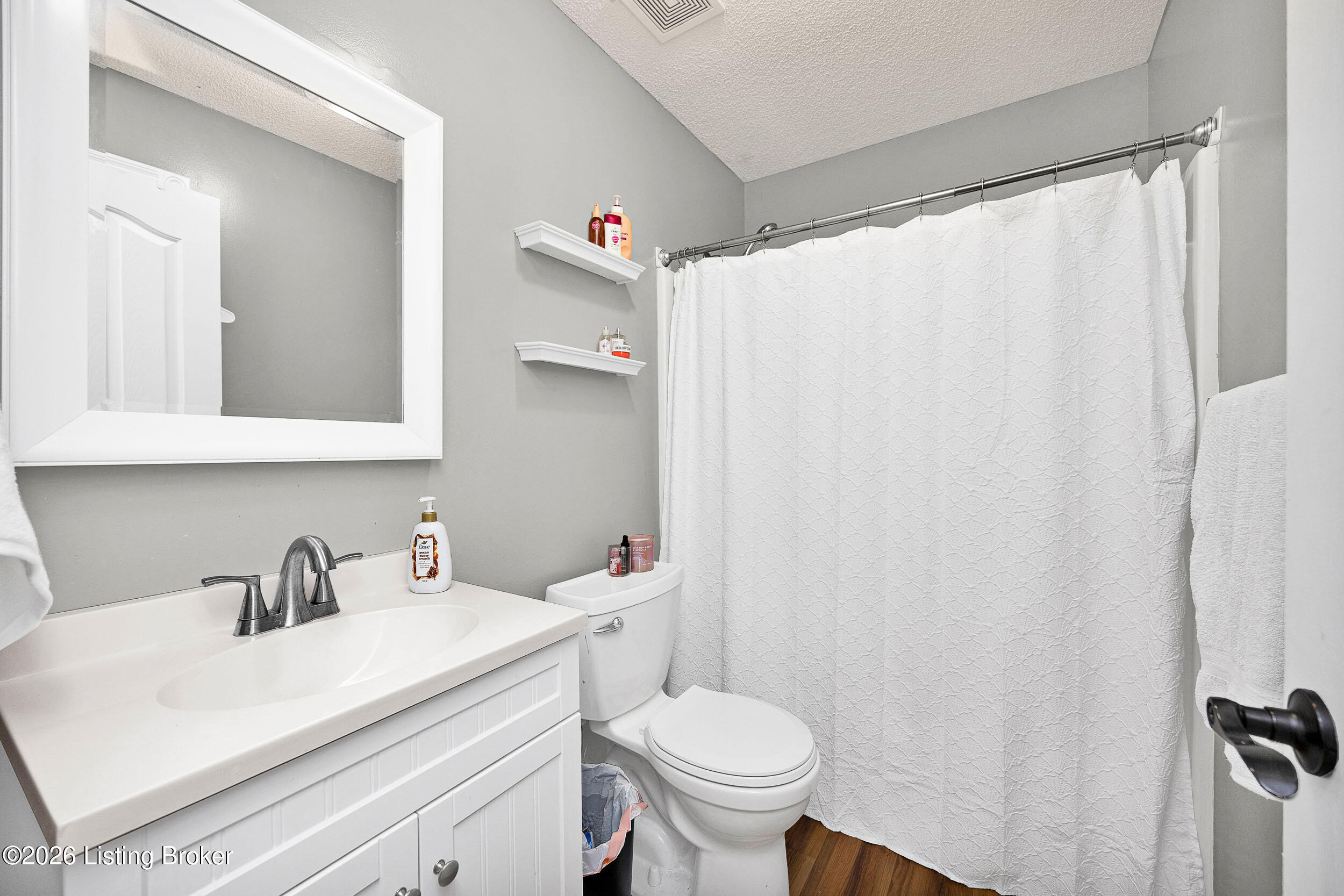 1007 Bryan Dr Property Photo 16