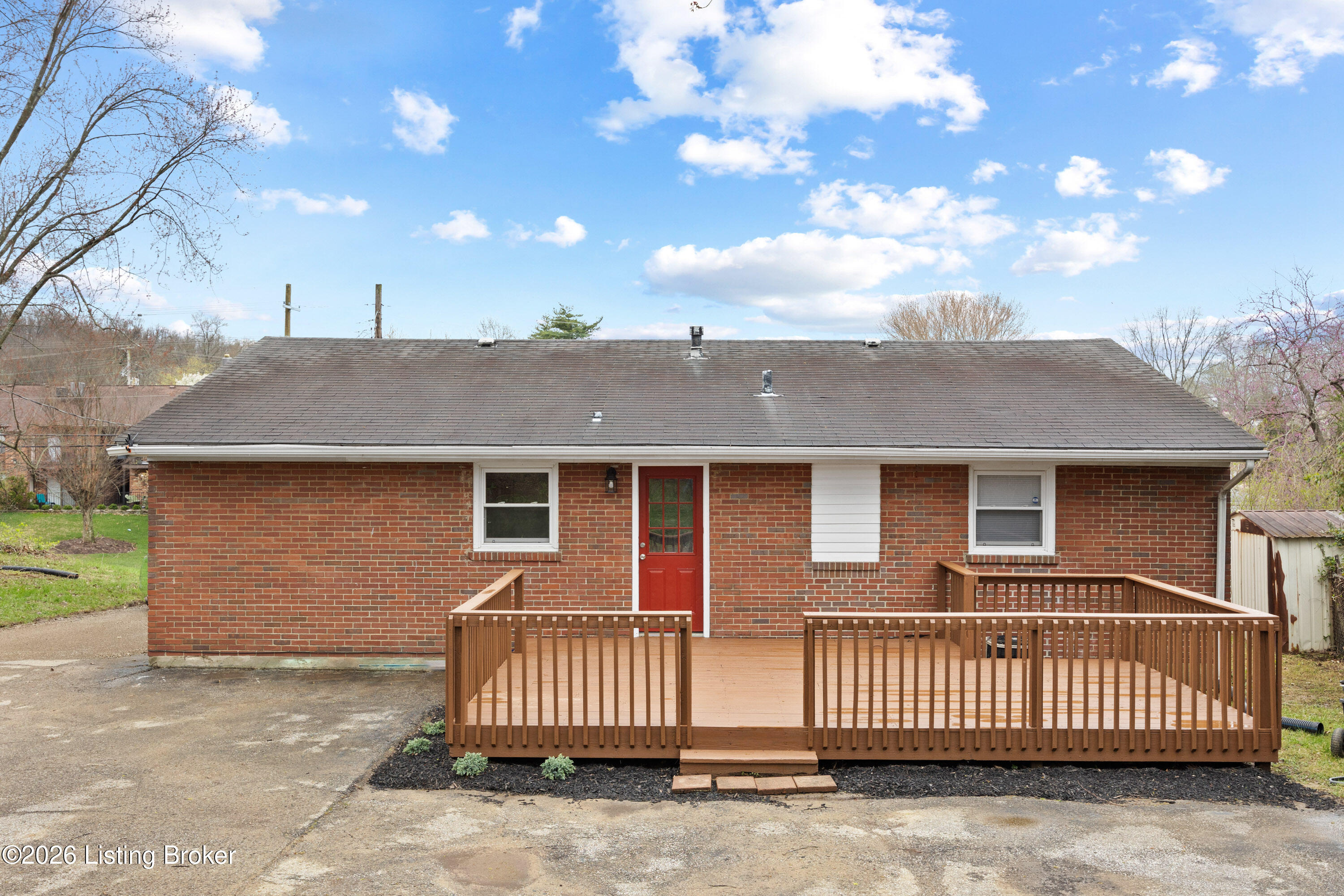 4915 Manslick Rd Property Photo 24