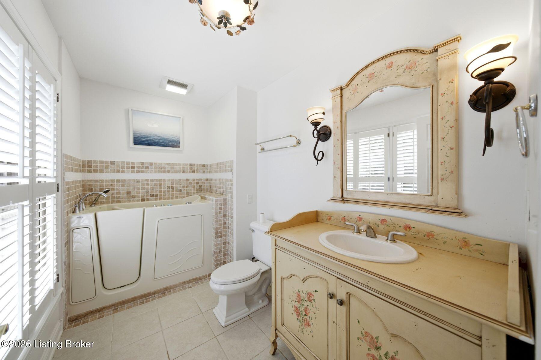 1806 Kline Ct Property Photo 40