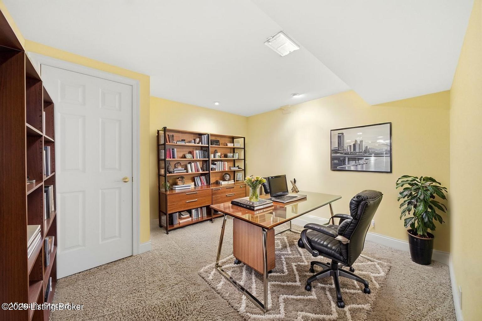 1806 Kline Ct Property Photo 53