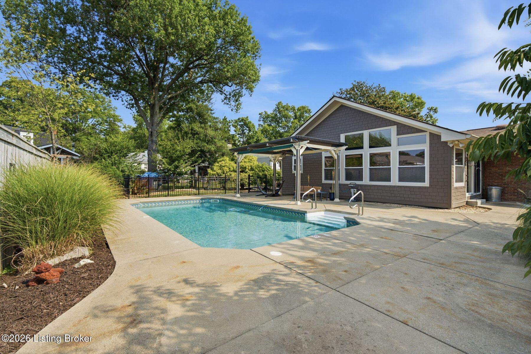 1806 Kline Ct Property Photo 60