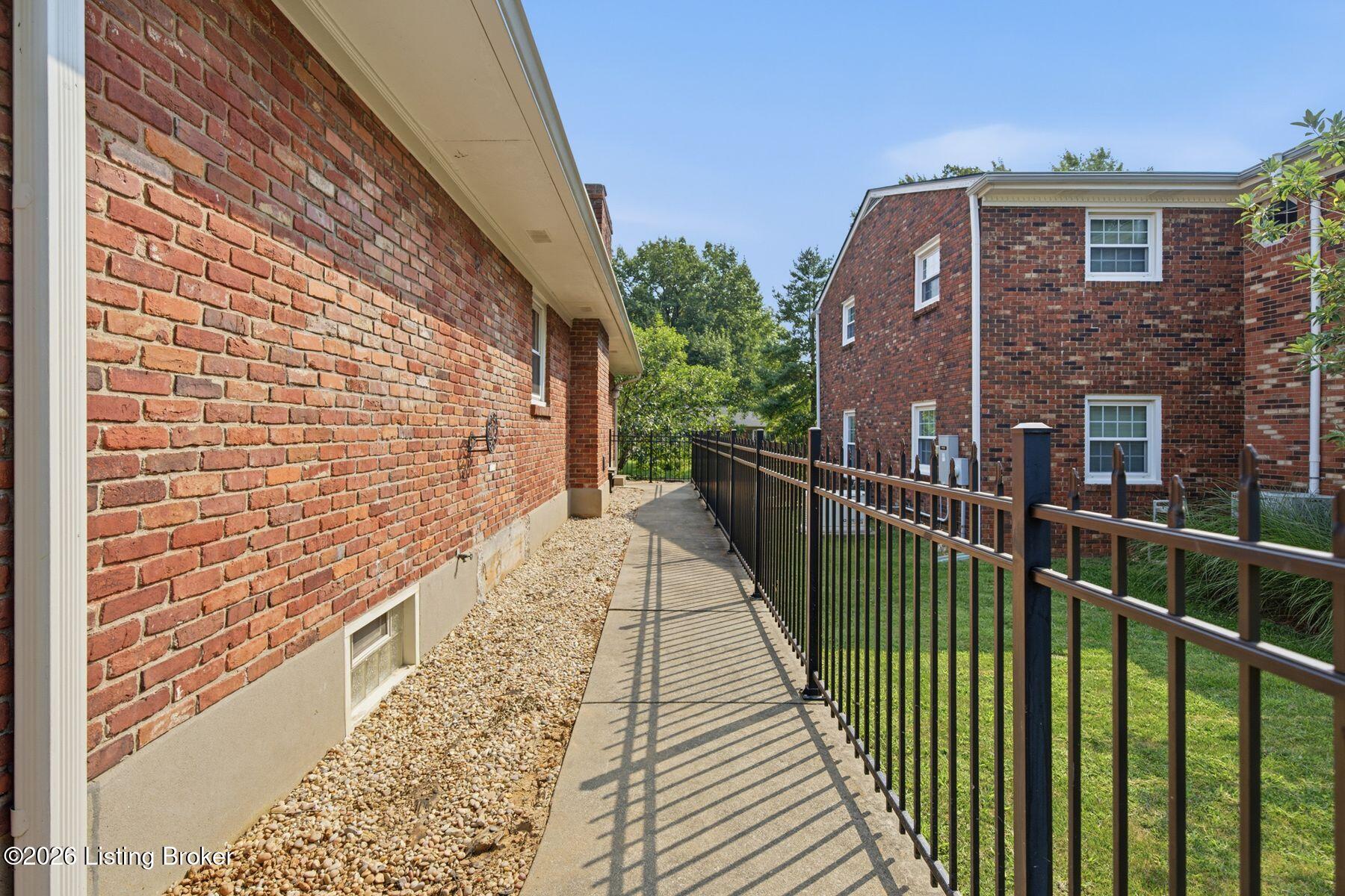 1806 Kline Ct Property Photo 69