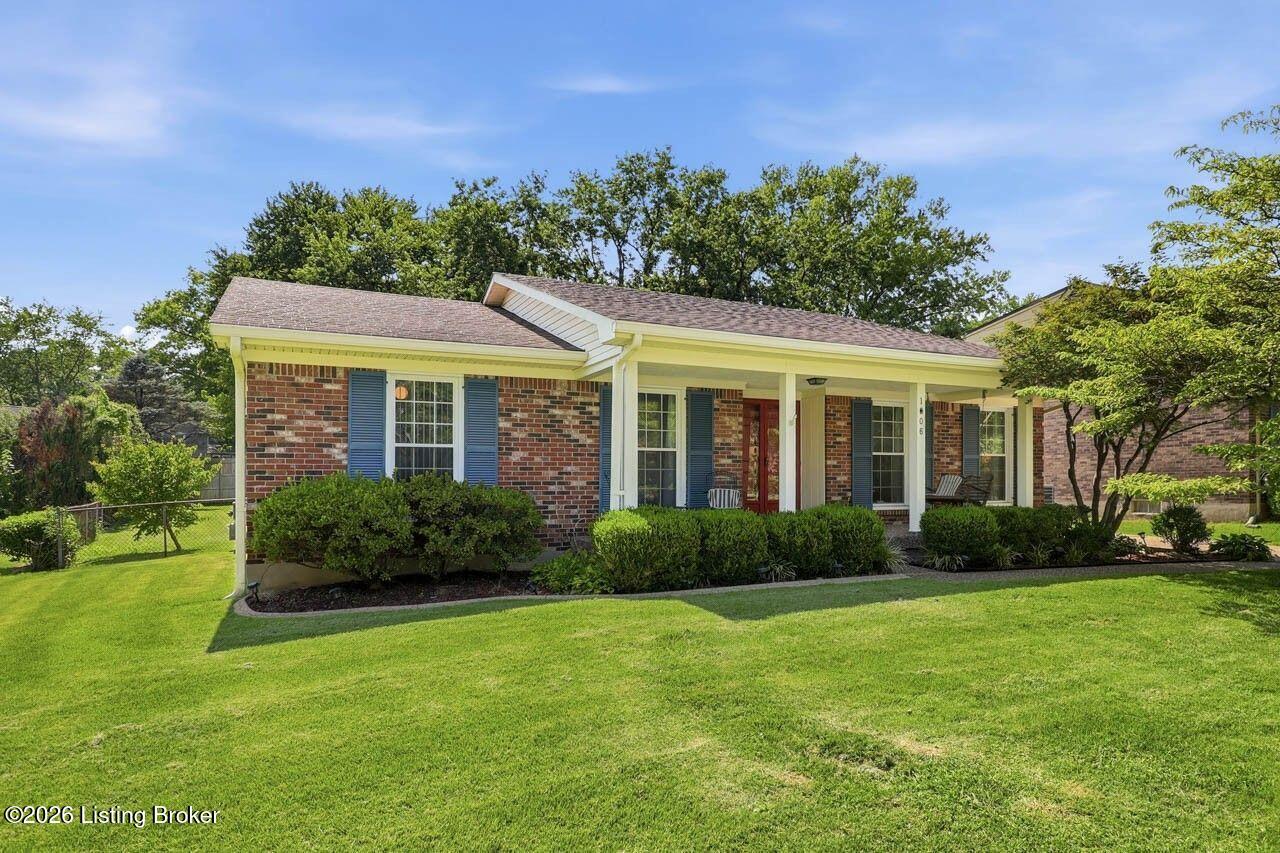 1006 Ambridge Dr Property Photo 1