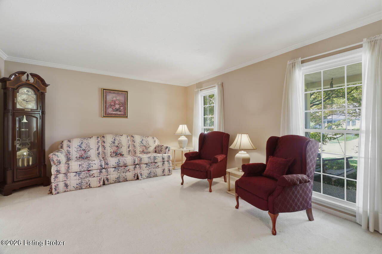 1006 Ambridge Dr Property Photo 4